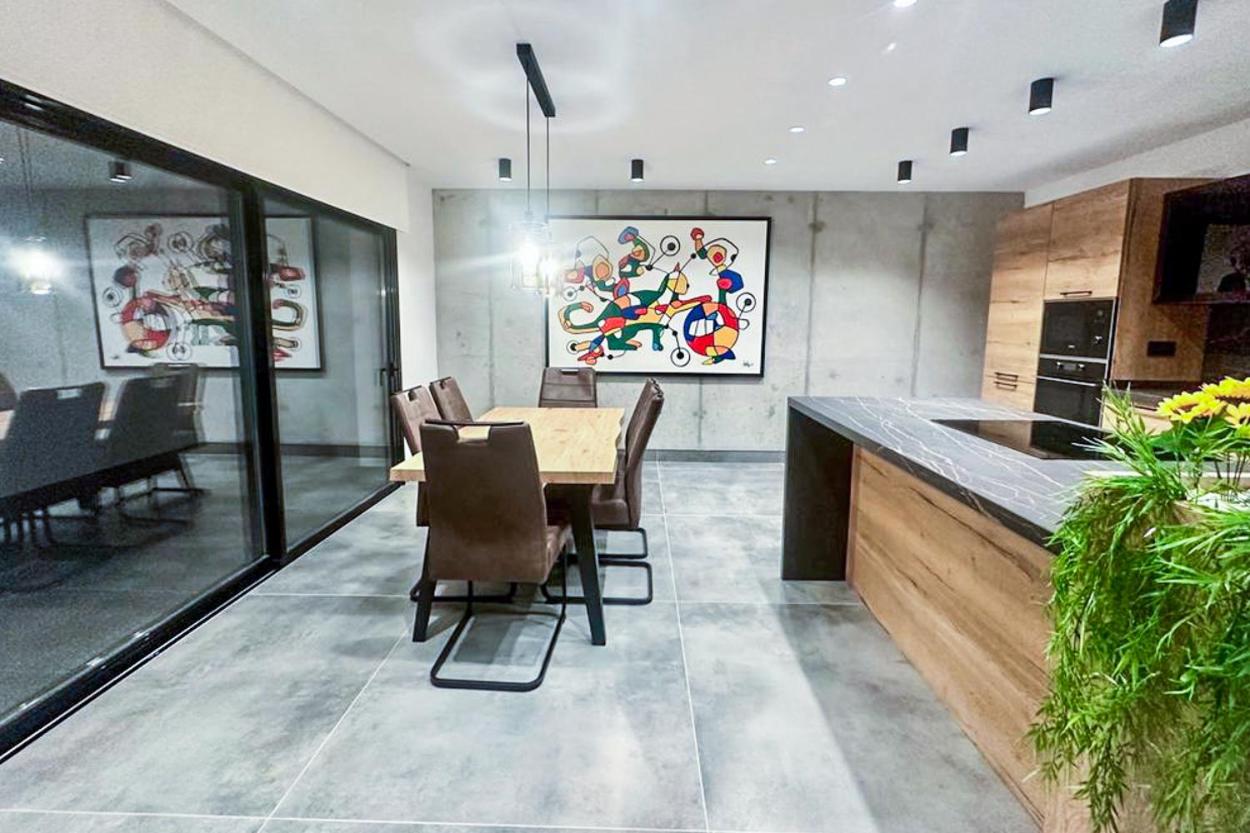 Villa Infinity