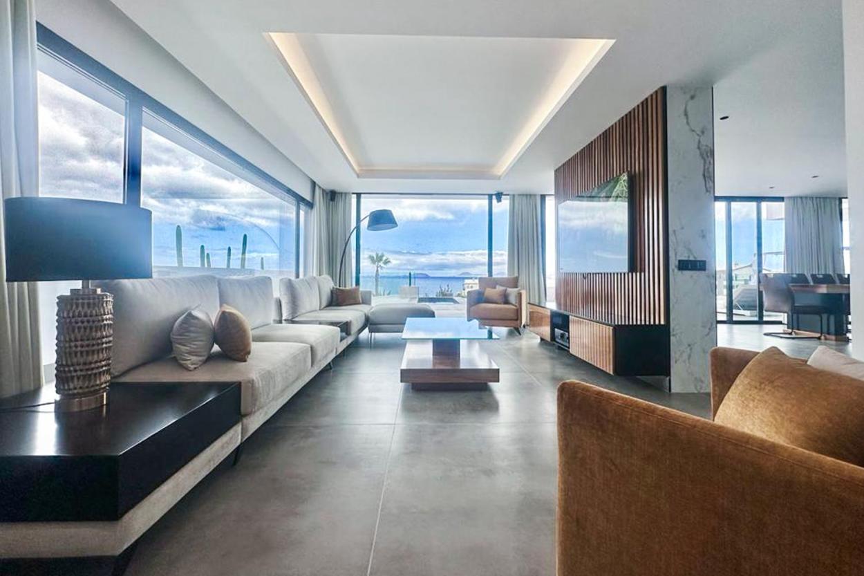 Villa Infinity
