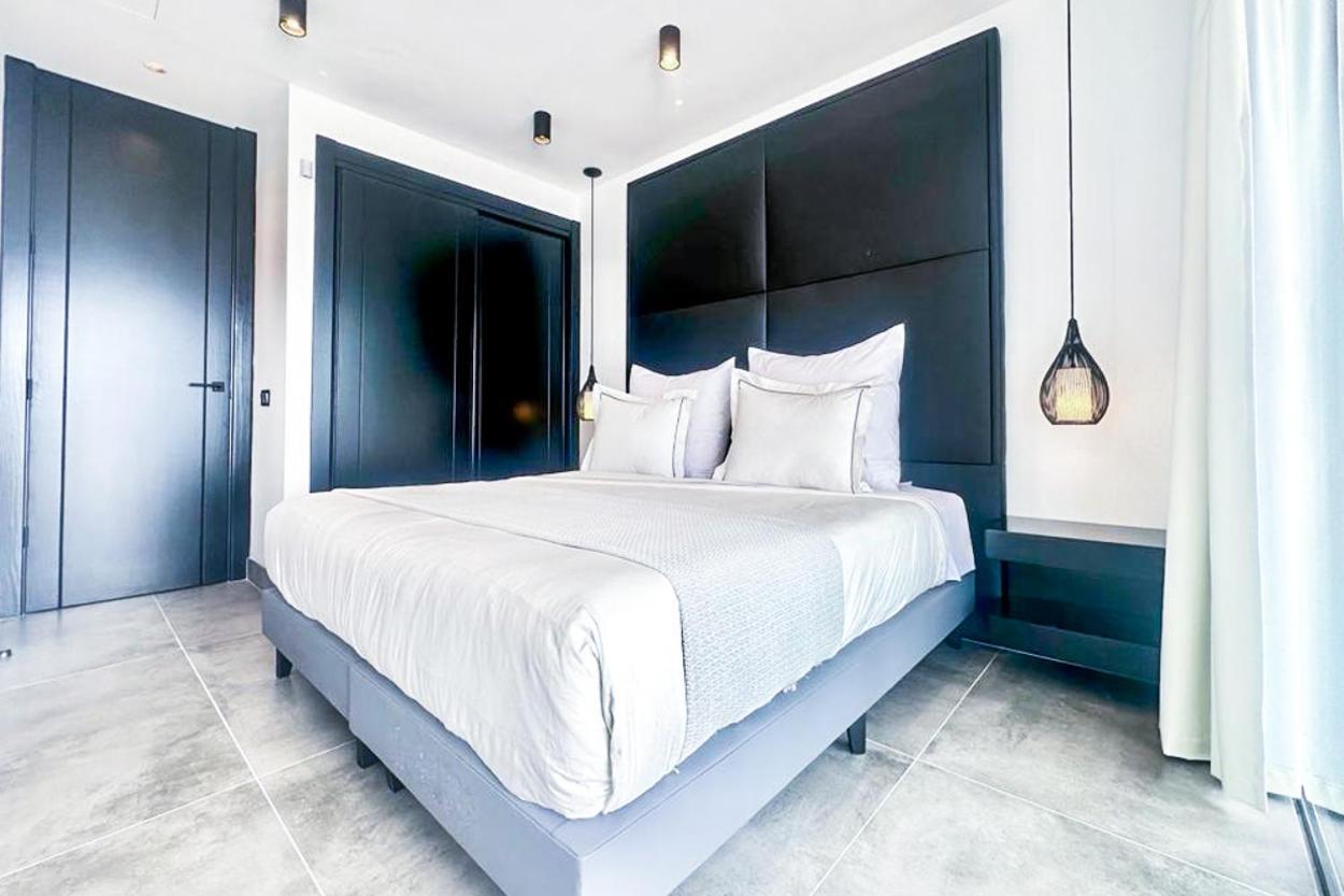 Villa Infinity