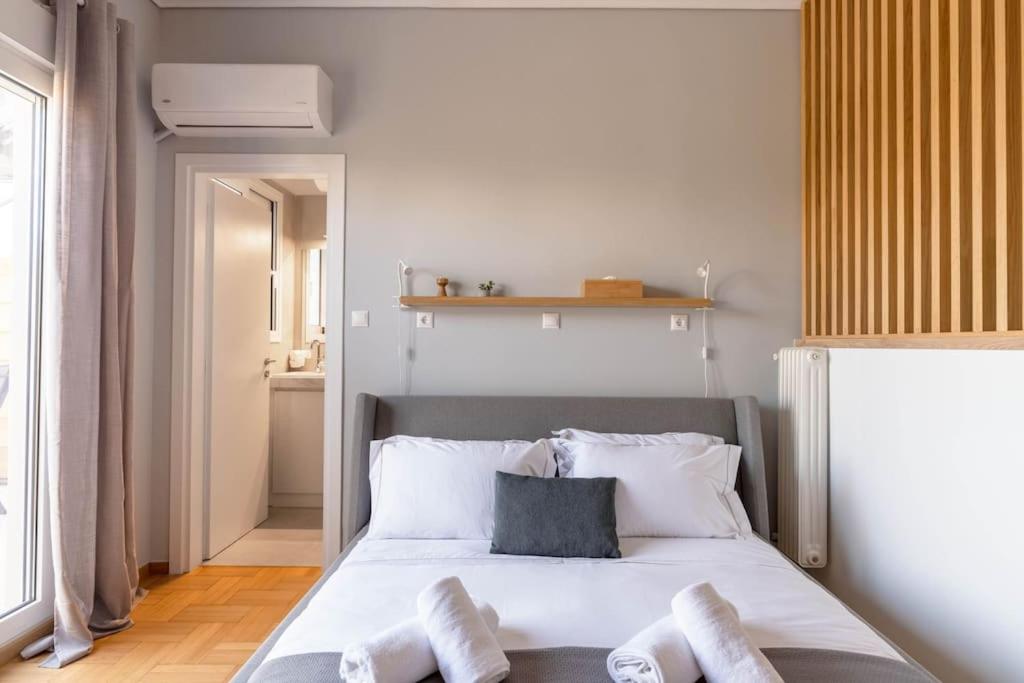 The HostMaster Vista Loft