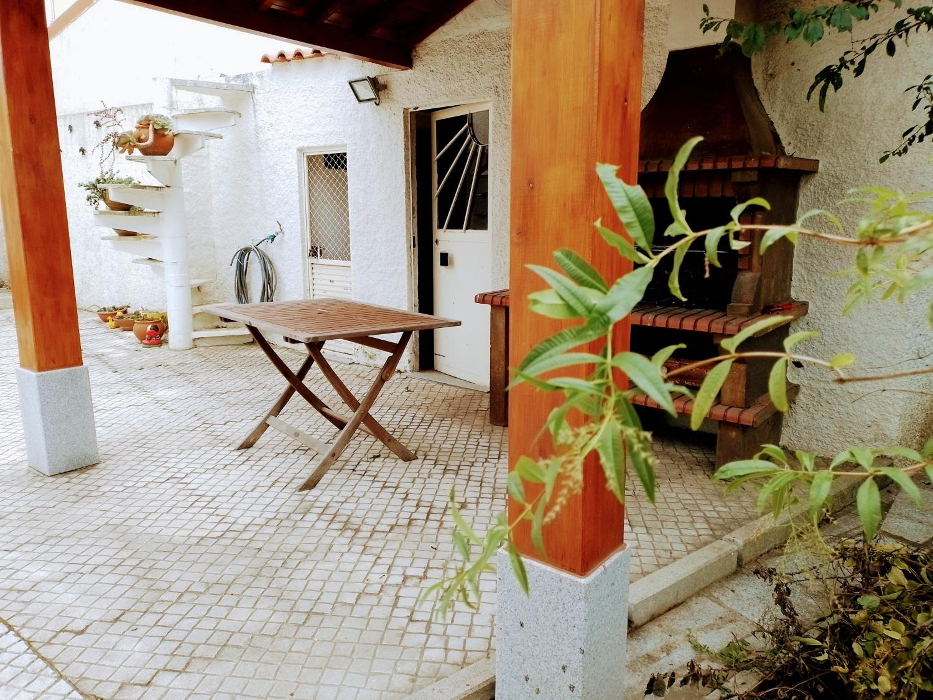Casa dos Quatro Irmãos view 2