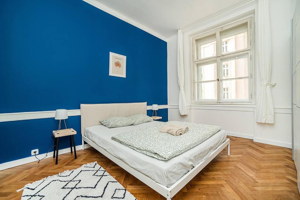 Cozy apartment in hipster area