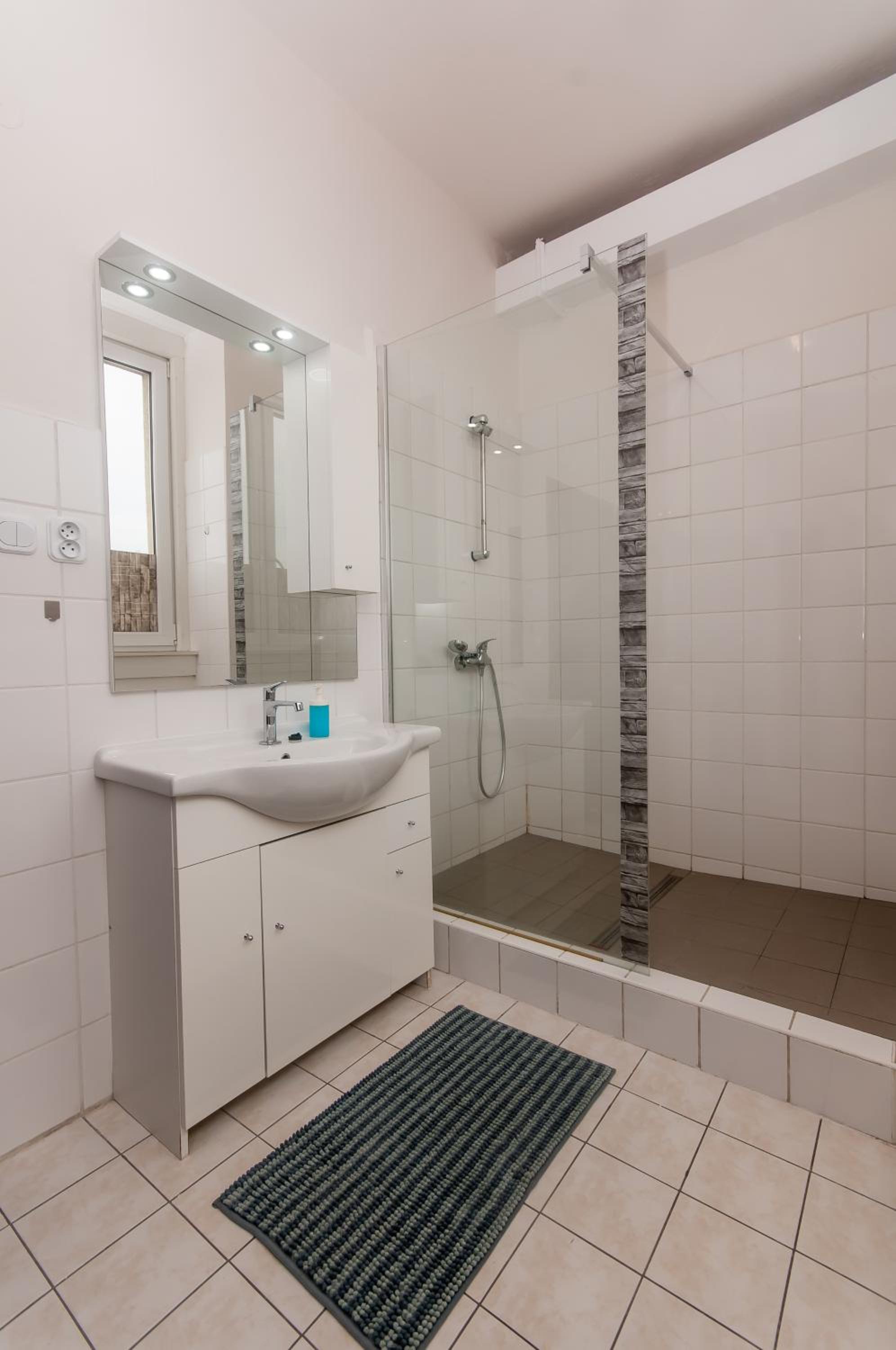 Hostel Favorit