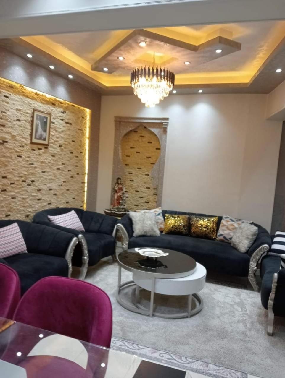 Solis Pyramids View Hotel