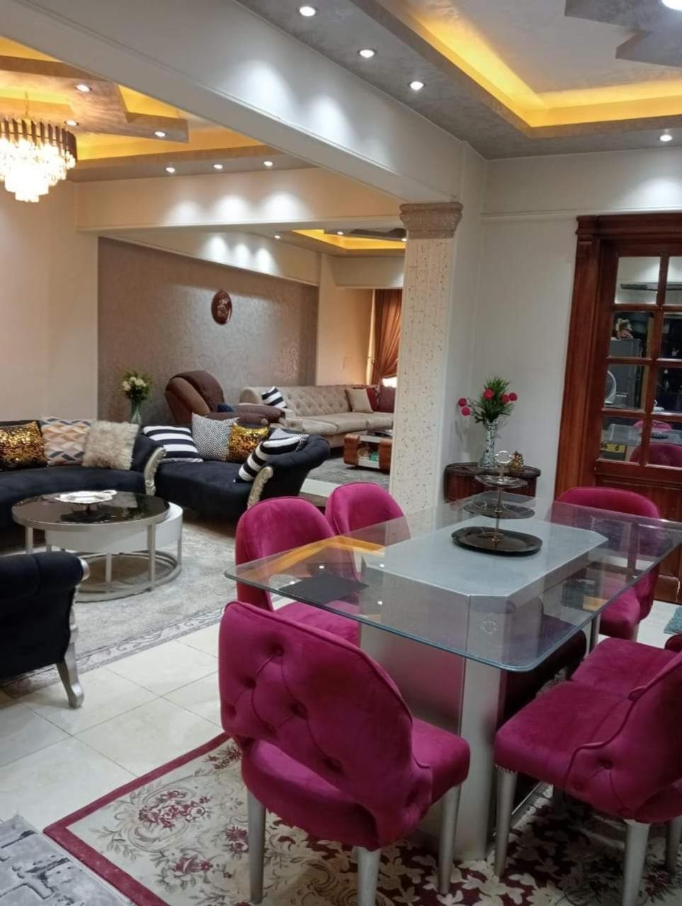 Solis Pyramids View Hotel