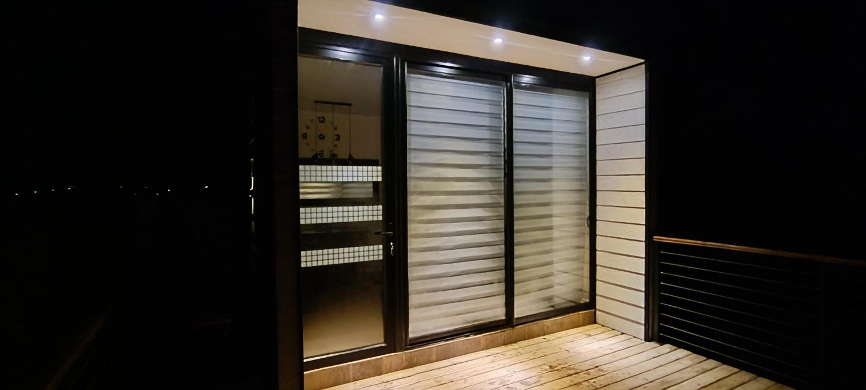 Parcela PLANA con Casa Vista al Mar y Valle, WIFI, TV CABLE, UBICACIÓN PRIVILEGIADA, Portón Automático, PRIVADA