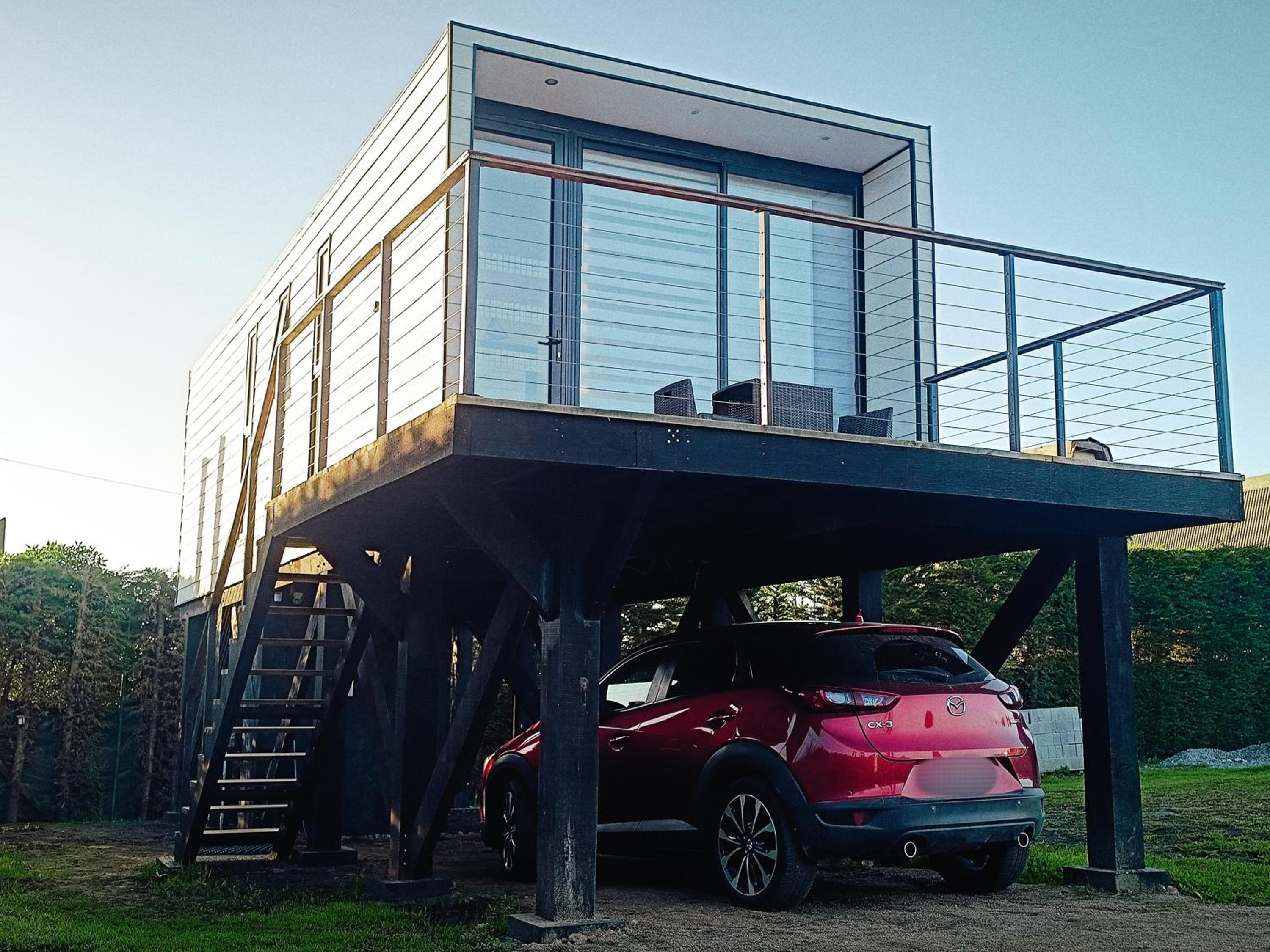 Parcela PLANA con Casa Vista al Mar y Valle, WIFI, TV CABLE, UBICACIÓN PRIVILEGIADA, Portón Automático, PRIVADA