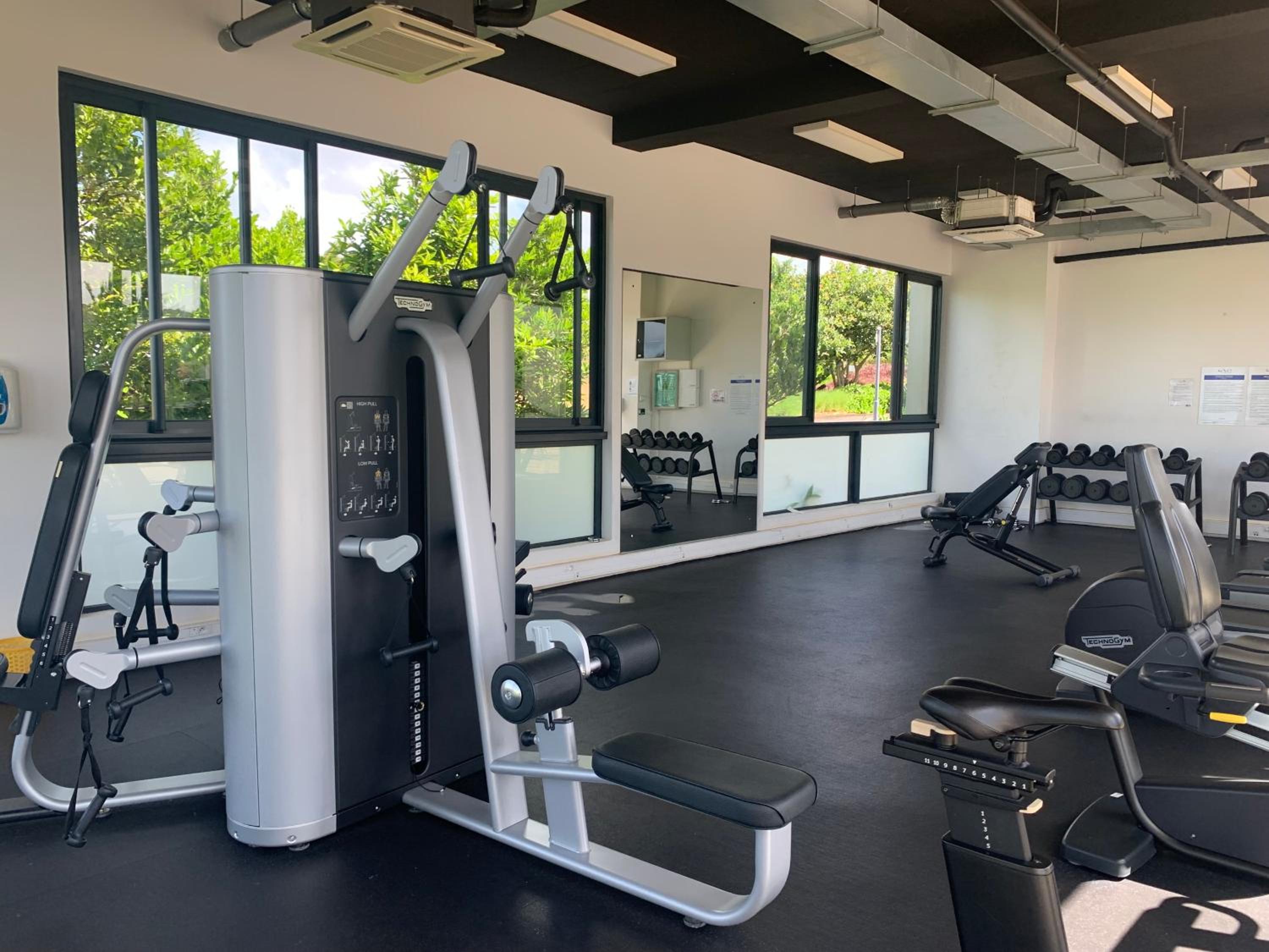 Azuri Beachside Apartment with Private Garden photo 2