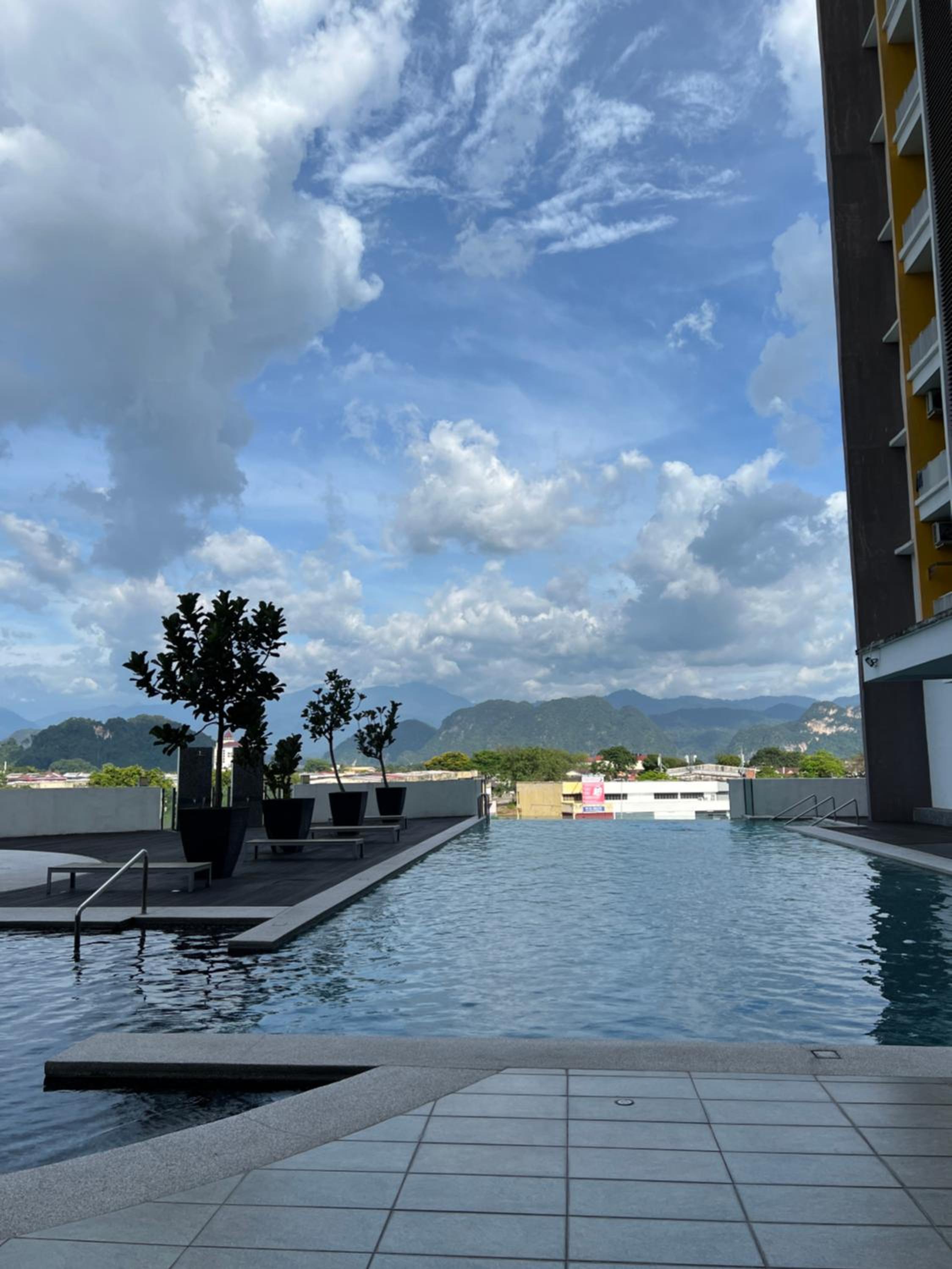 Ipoh Modern Cozy W Balcony -8pax- 3 FREE Parking by AfterTea Home photo 6