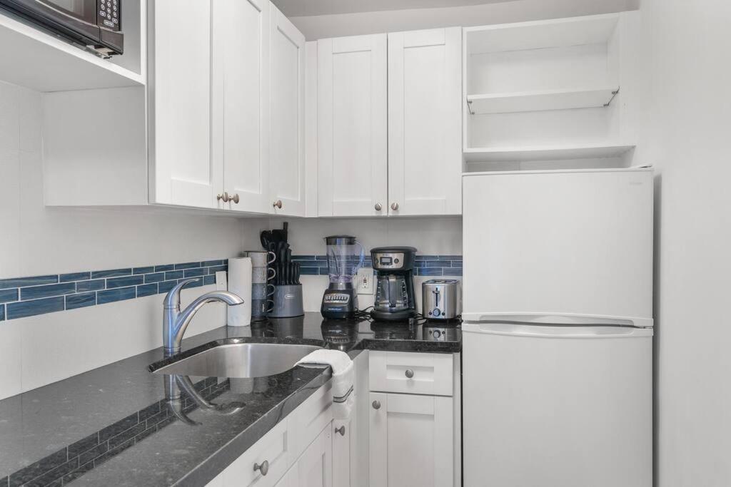 1 Mi to Beach with Grill & Heated Pool view 4