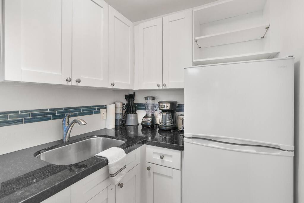1 Mi to Beach with Grill & Heated Pool view 5
