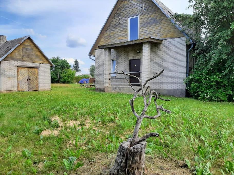 House with spacious garden and a simple sauna