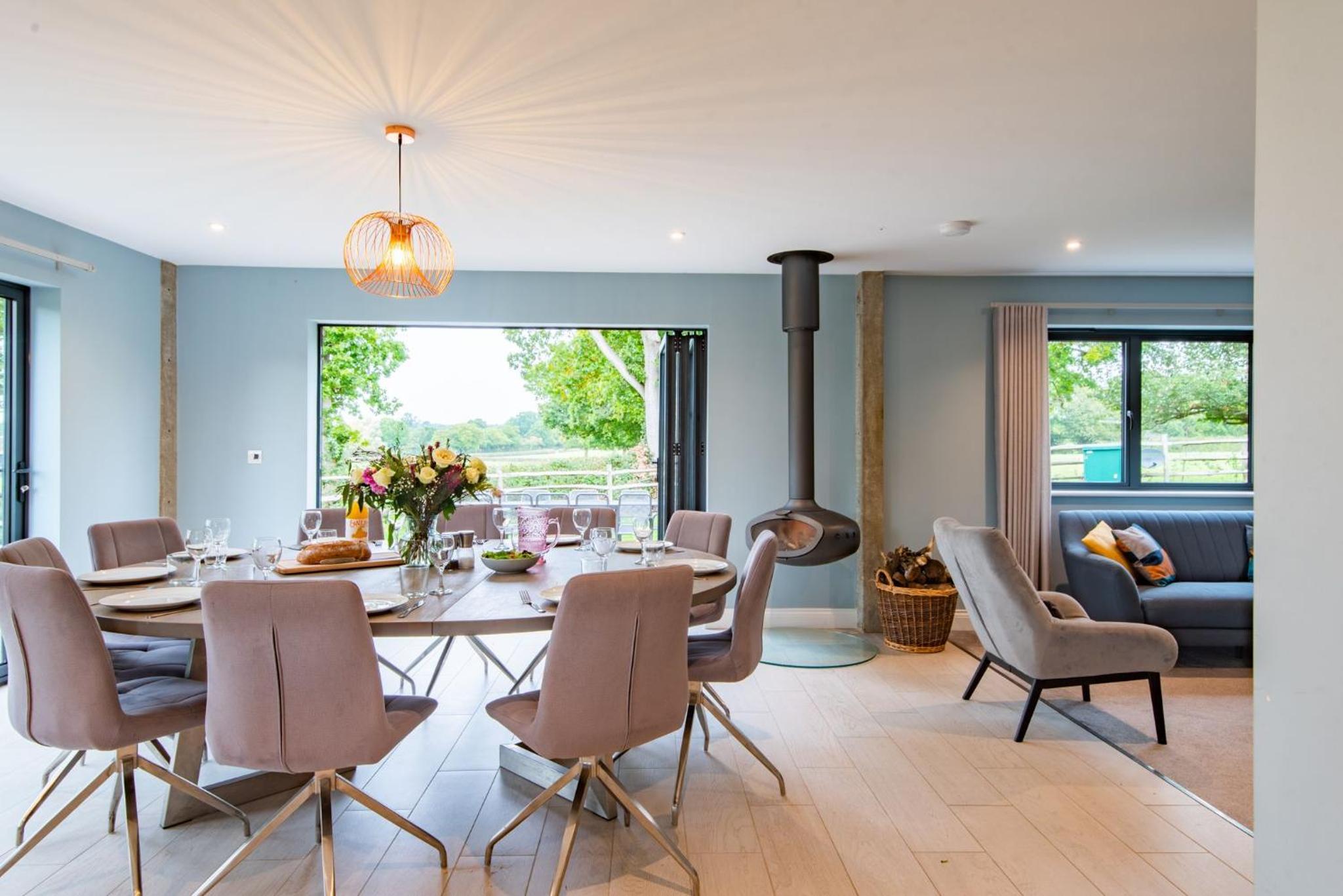 Old Harrow Barn by Bloom Stays view 2