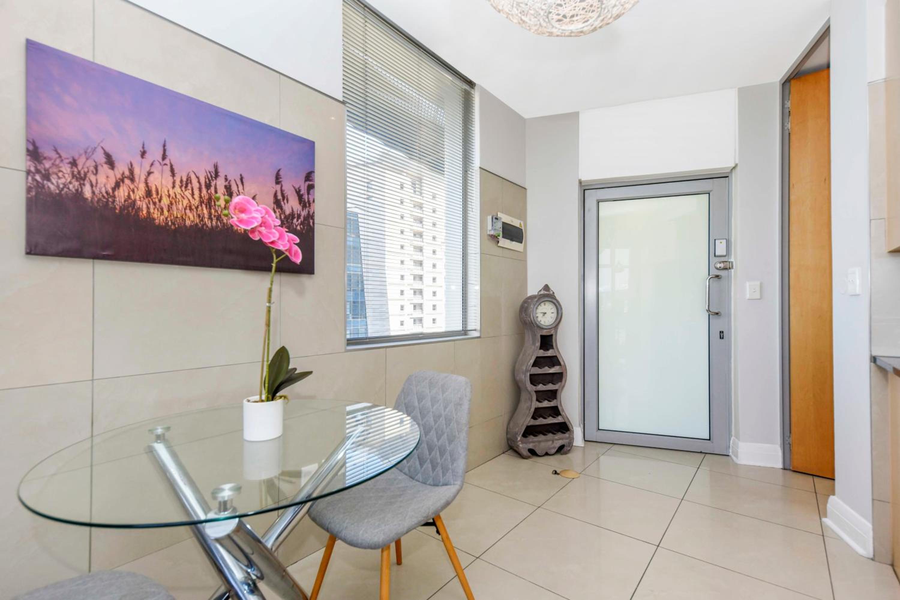 Hydro Park Residences in Sandton WITH GENERATOR