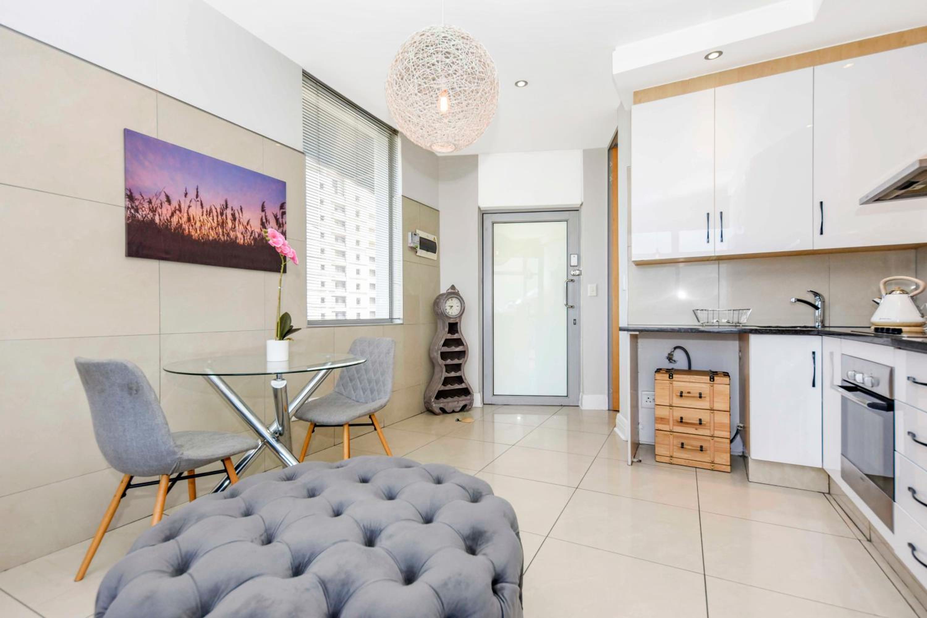 Hydro Park Residences in Sandton WITH GENERATOR