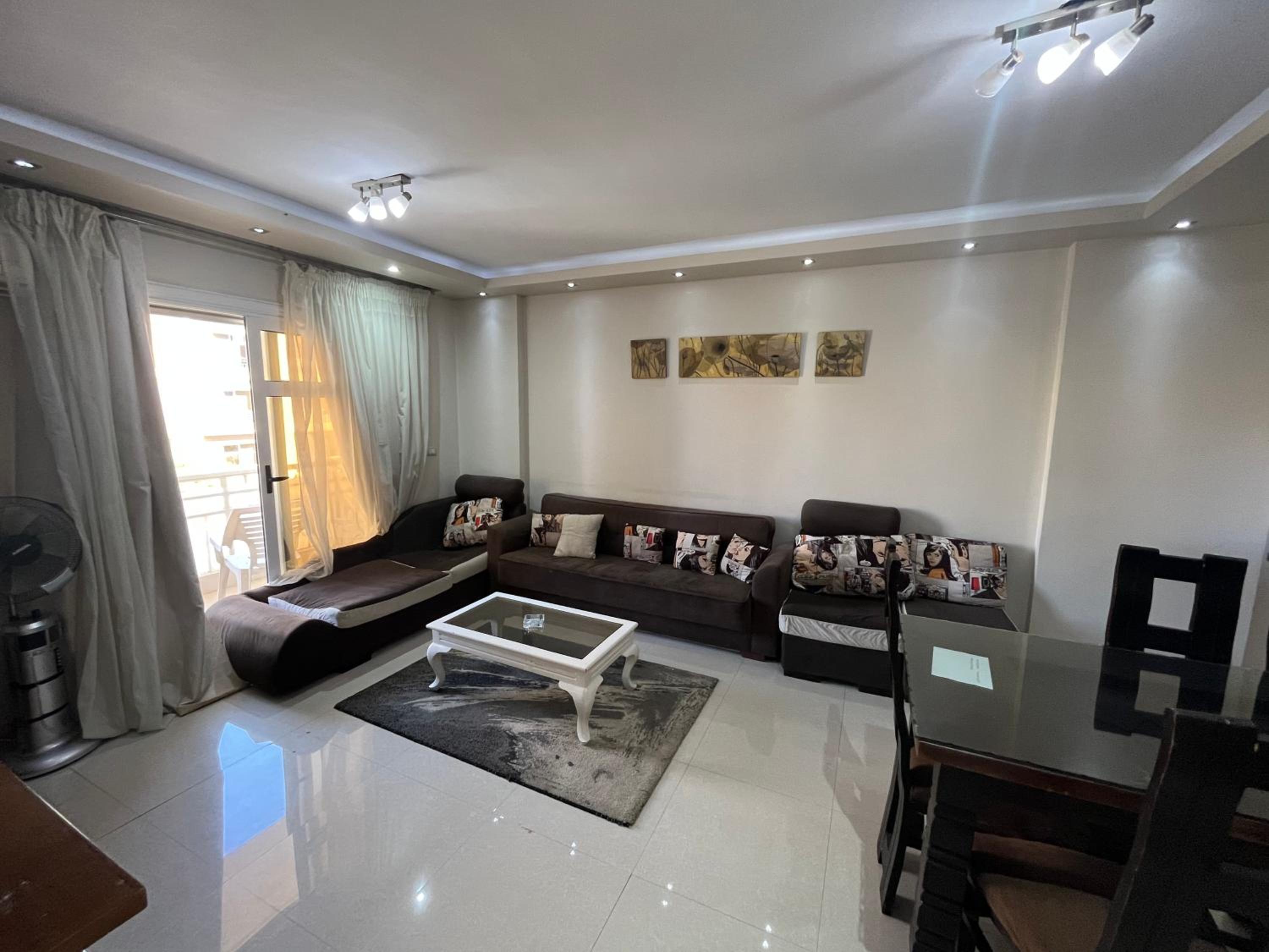Comfortable apartment near service area &South Park &Bus station