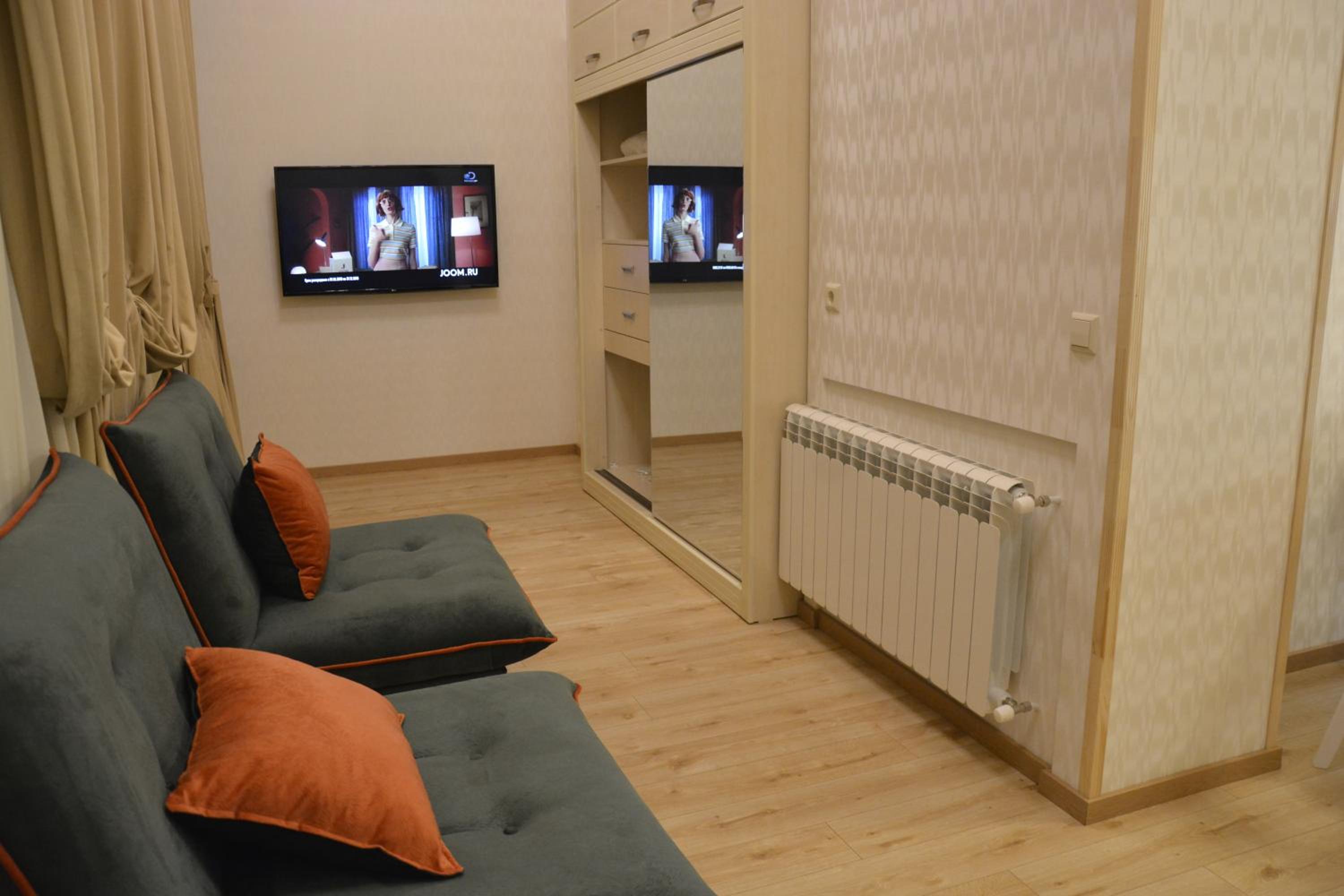 Tovstonogovi Street Apartment
