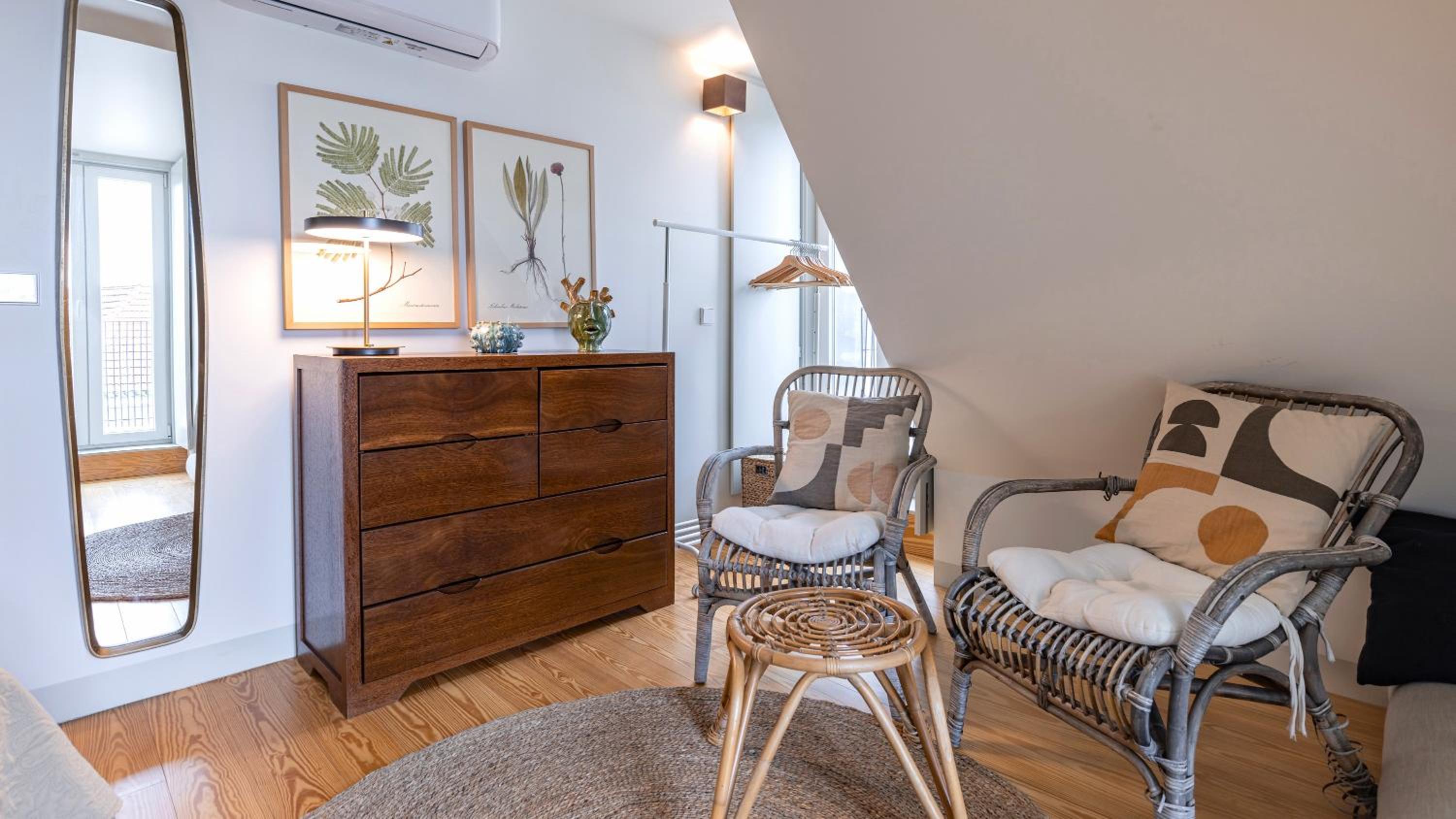 Graça Deluxe Apartment by LovelyStay view 3