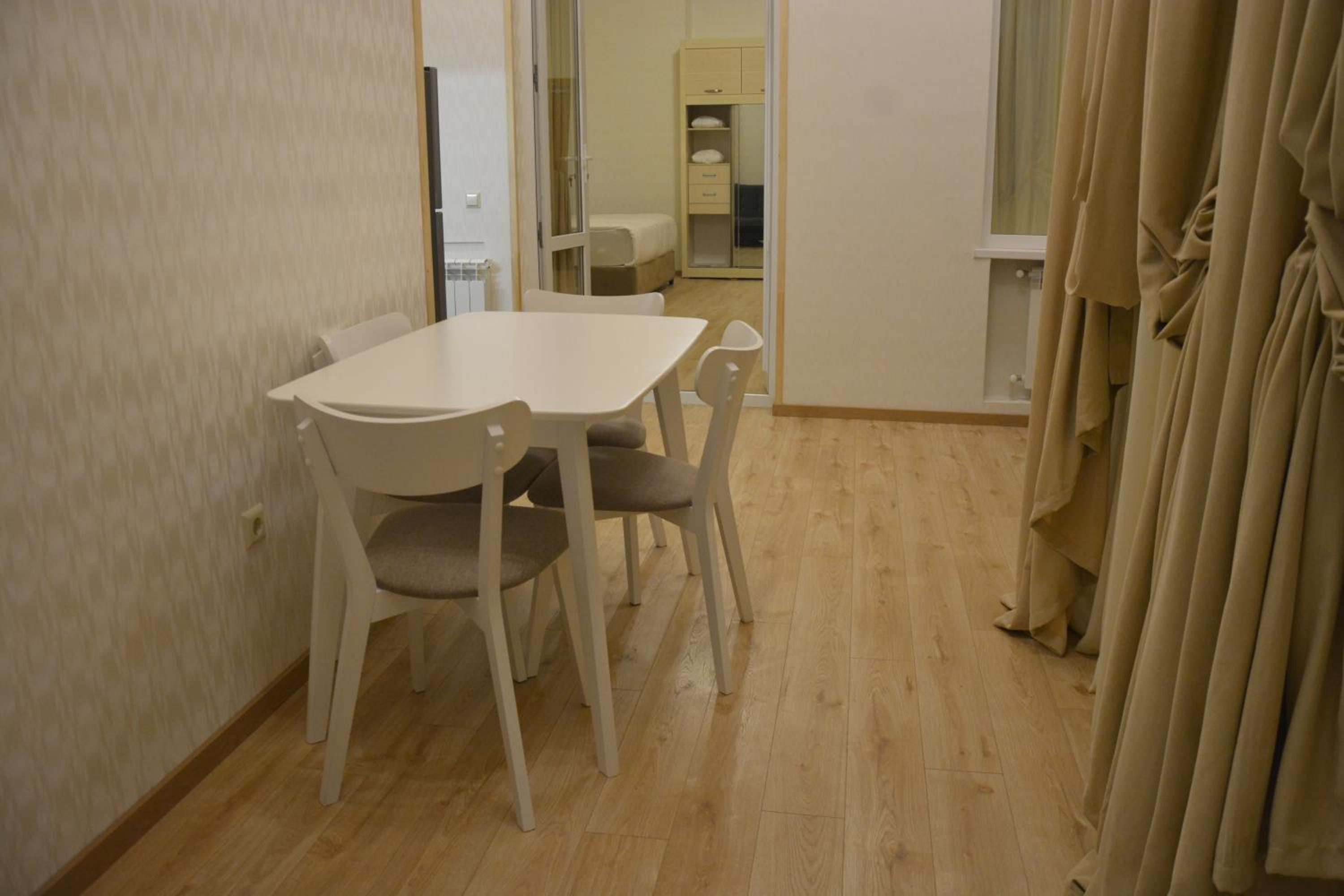 Tovstonogovi Street Apartment