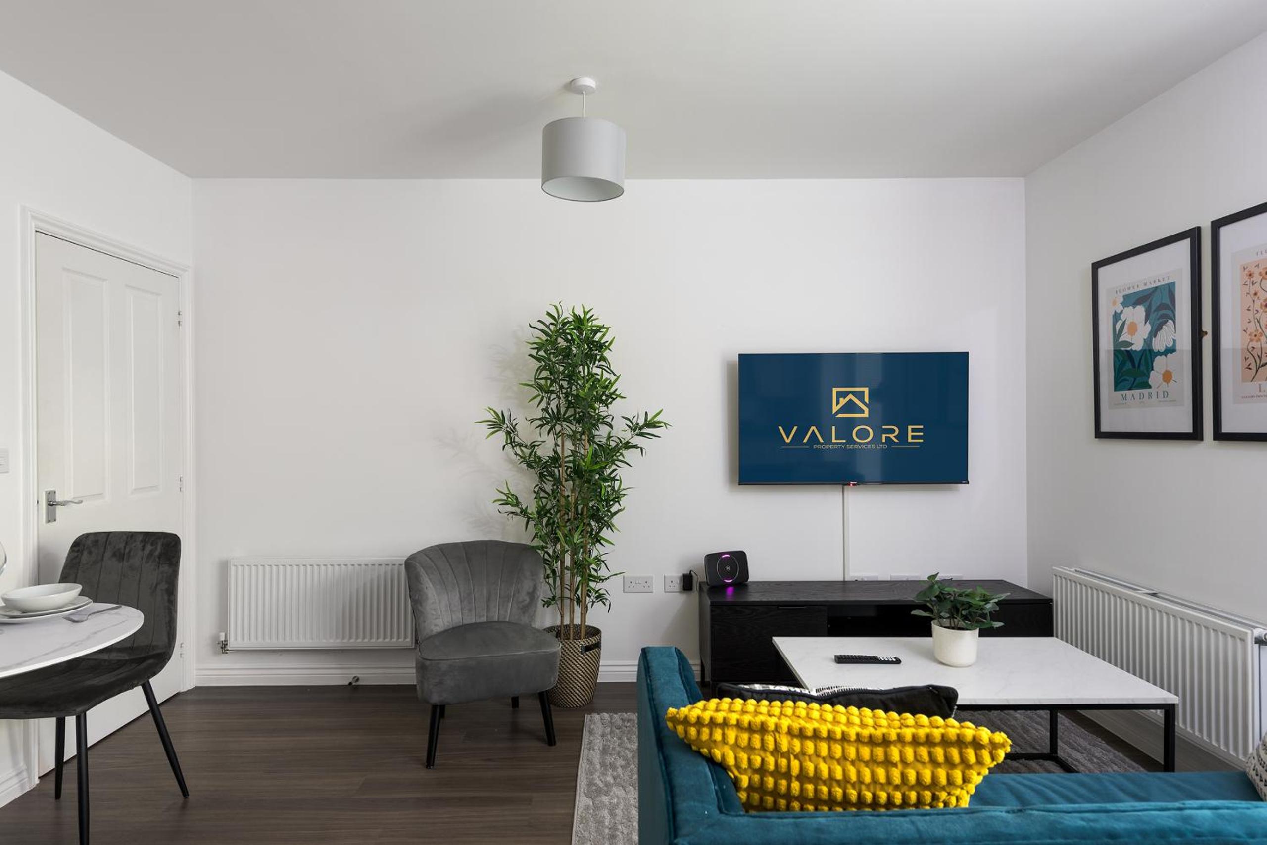 Central 1-Bed perfect for you By Valore Property Services view 4