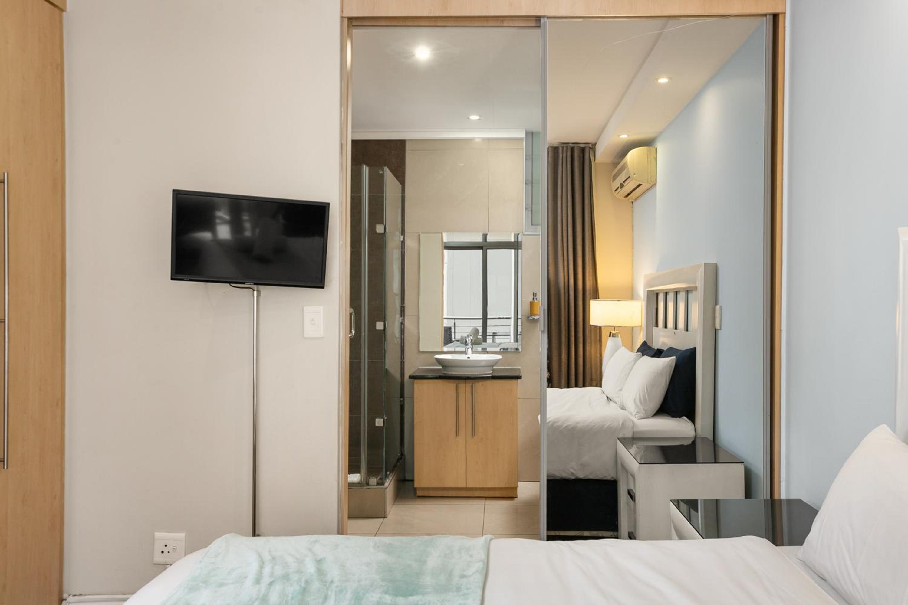 Hydro Park Residences in Sandton WITH GENERATOR