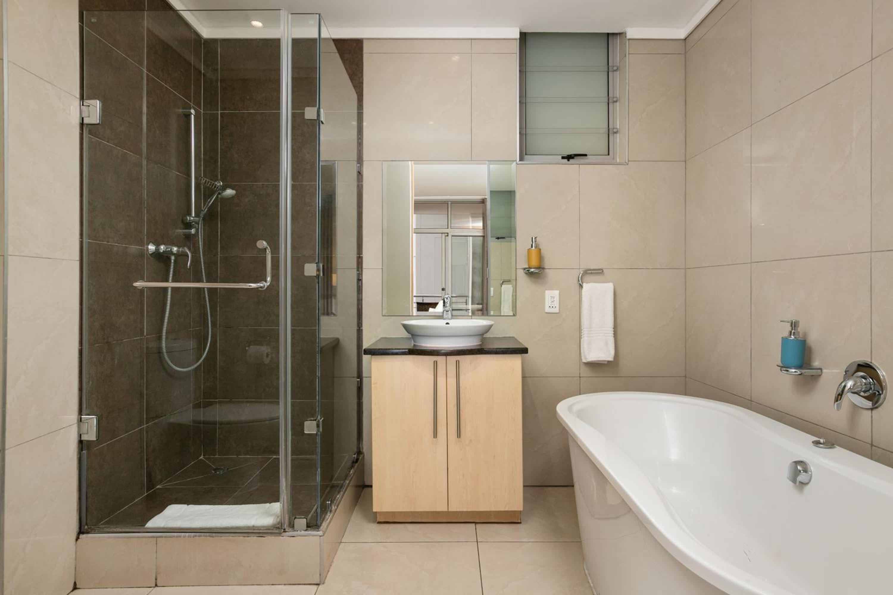 Hydro Park Residences in Sandton WITH GENERATOR