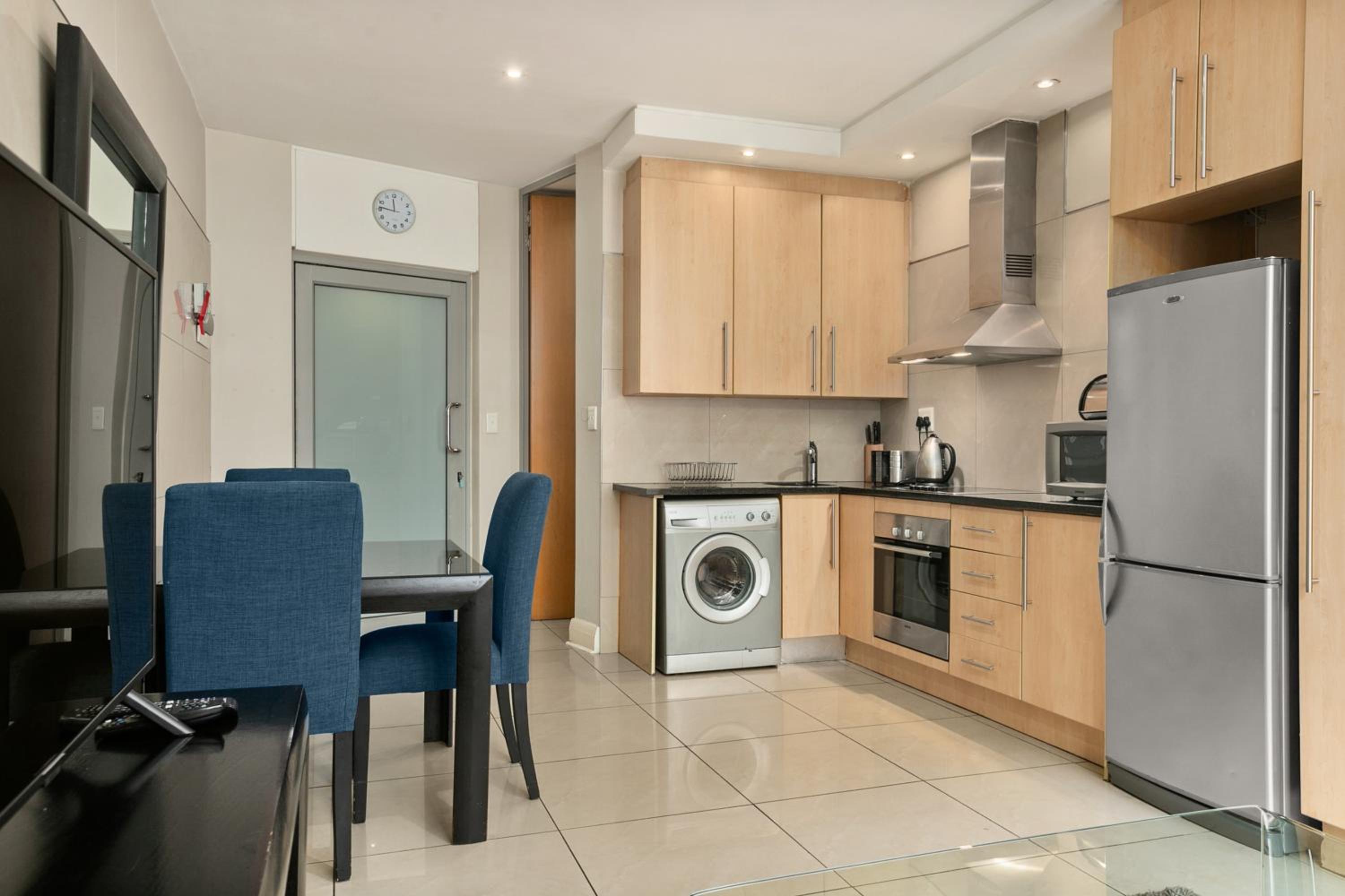 Hydro Park Residences in Sandton WITH GENERATOR