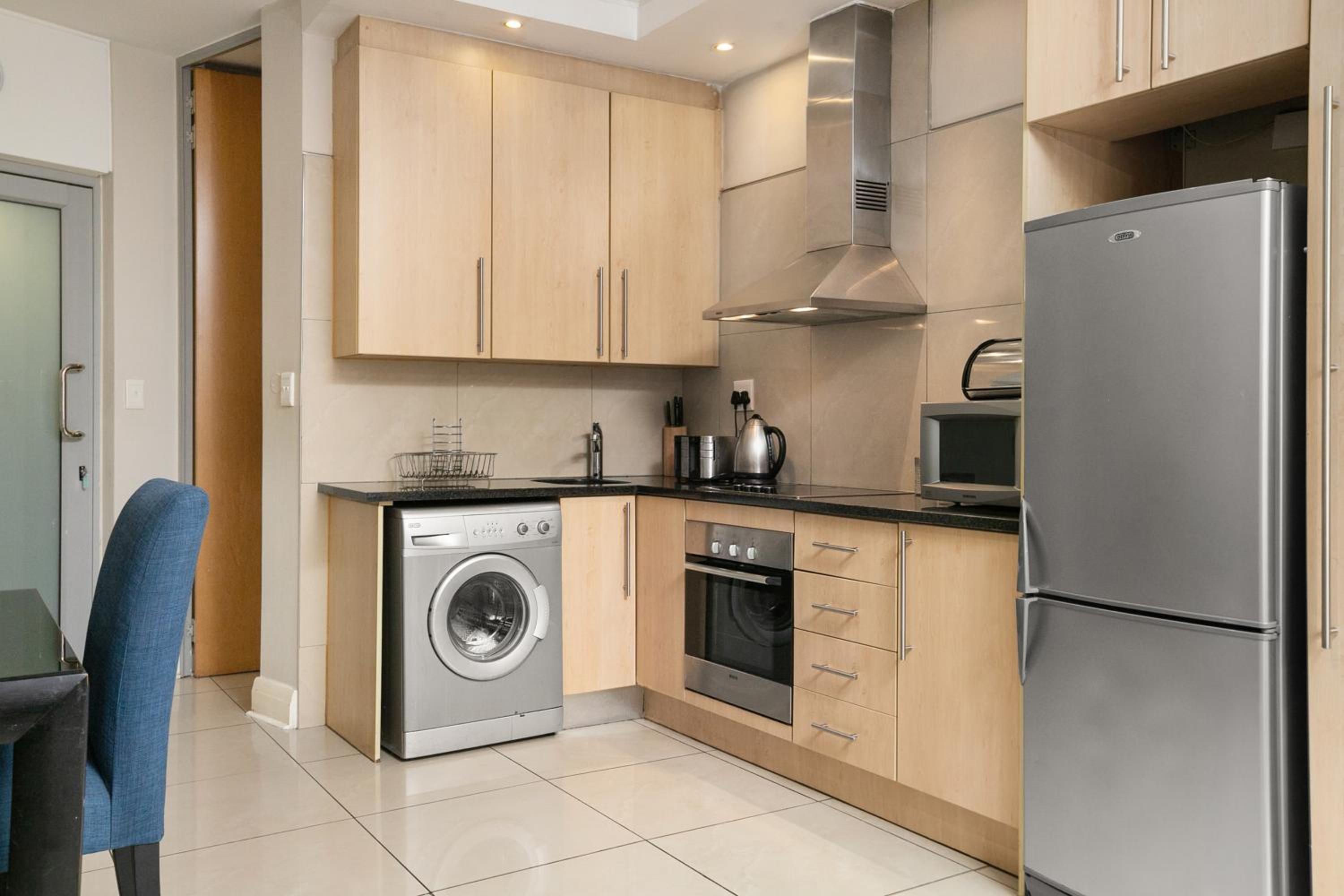 Hydro Park Residences in Sandton WITH GENERATOR