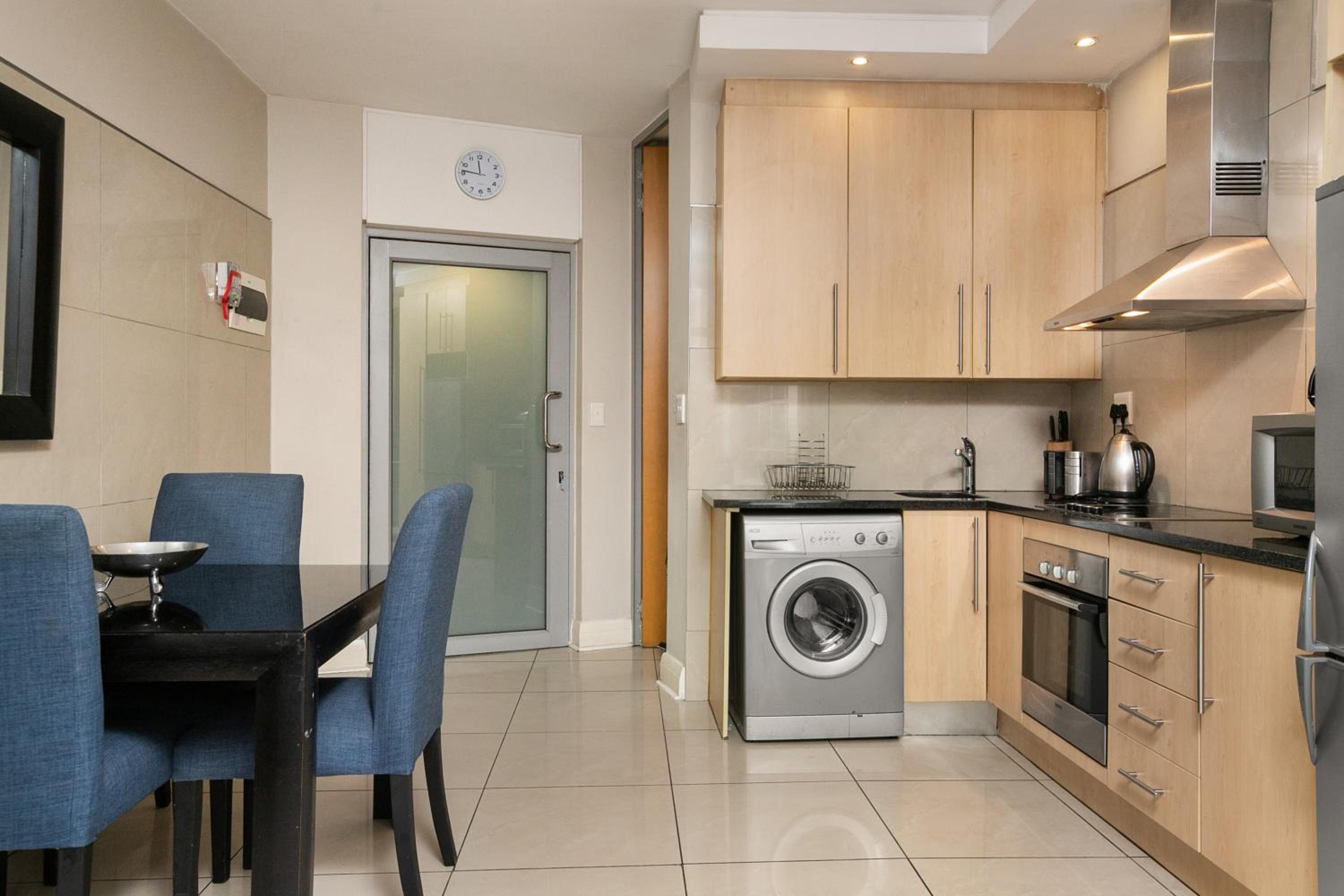 Hydro Park Residences in Sandton WITH GENERATOR