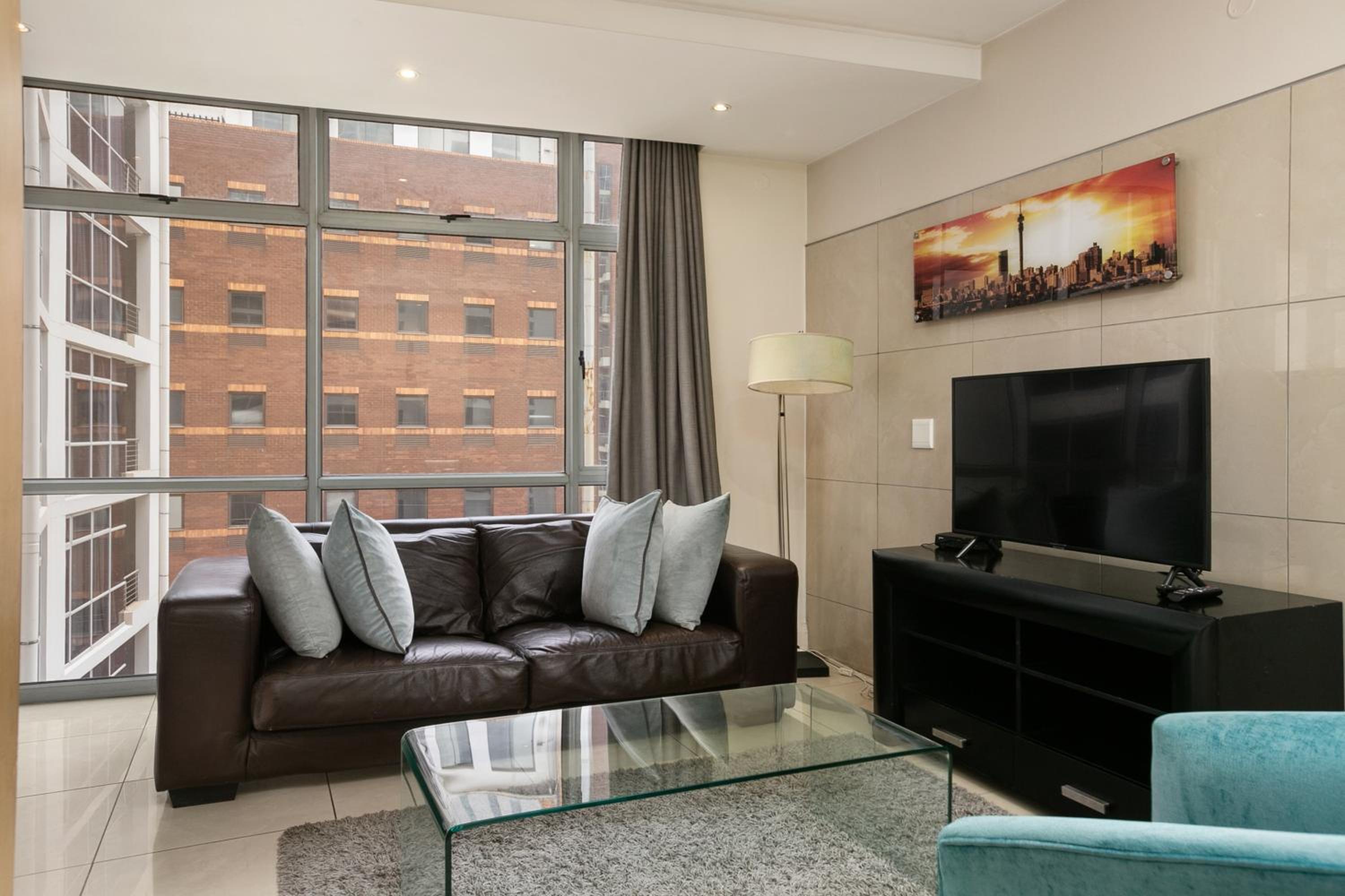 Hydro Park Residences in Sandton WITH GENERATOR