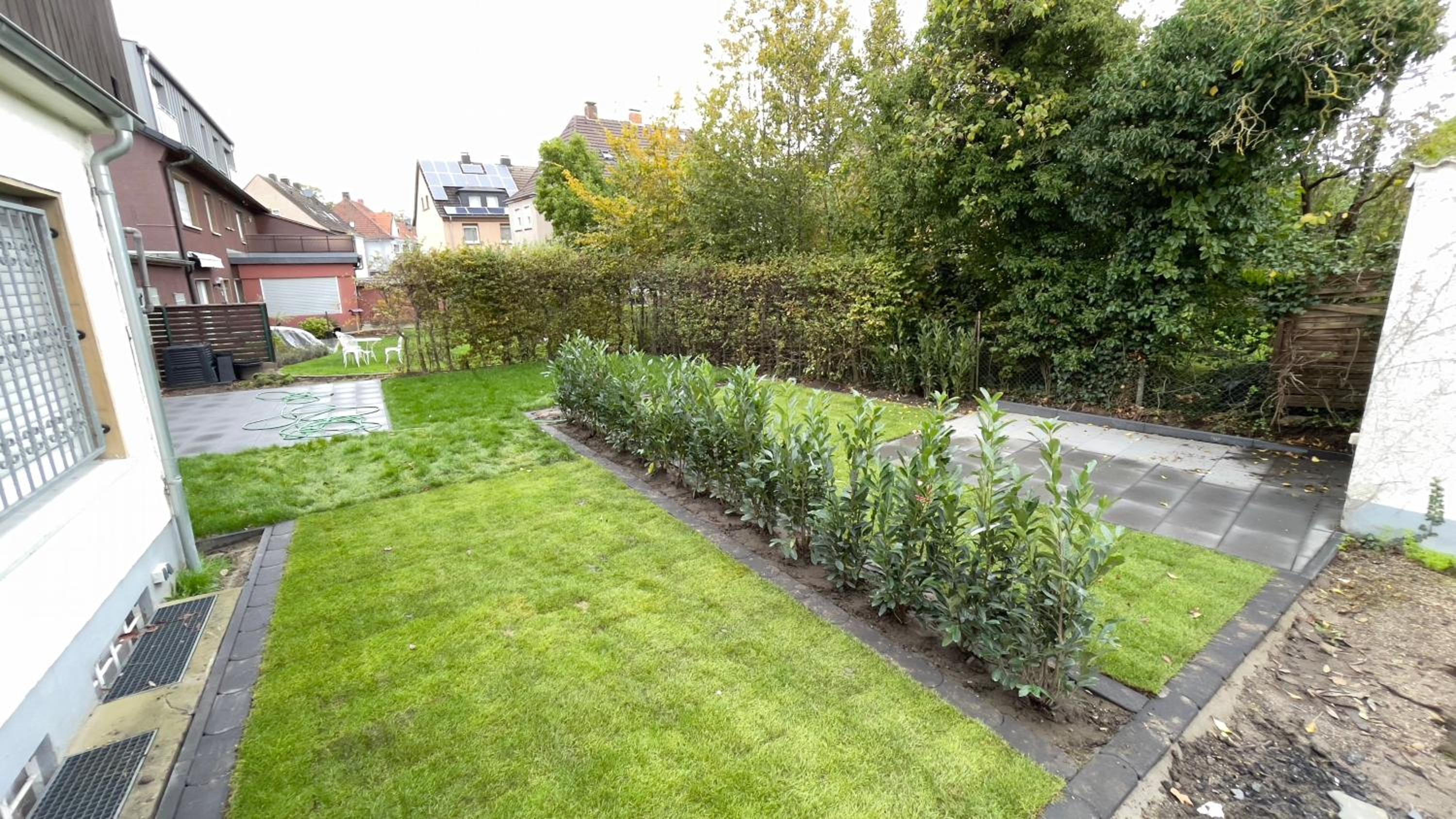 Apart54-Modern Design I Garden with Terrace I Smart TV I Free Parking I Free WiFi
