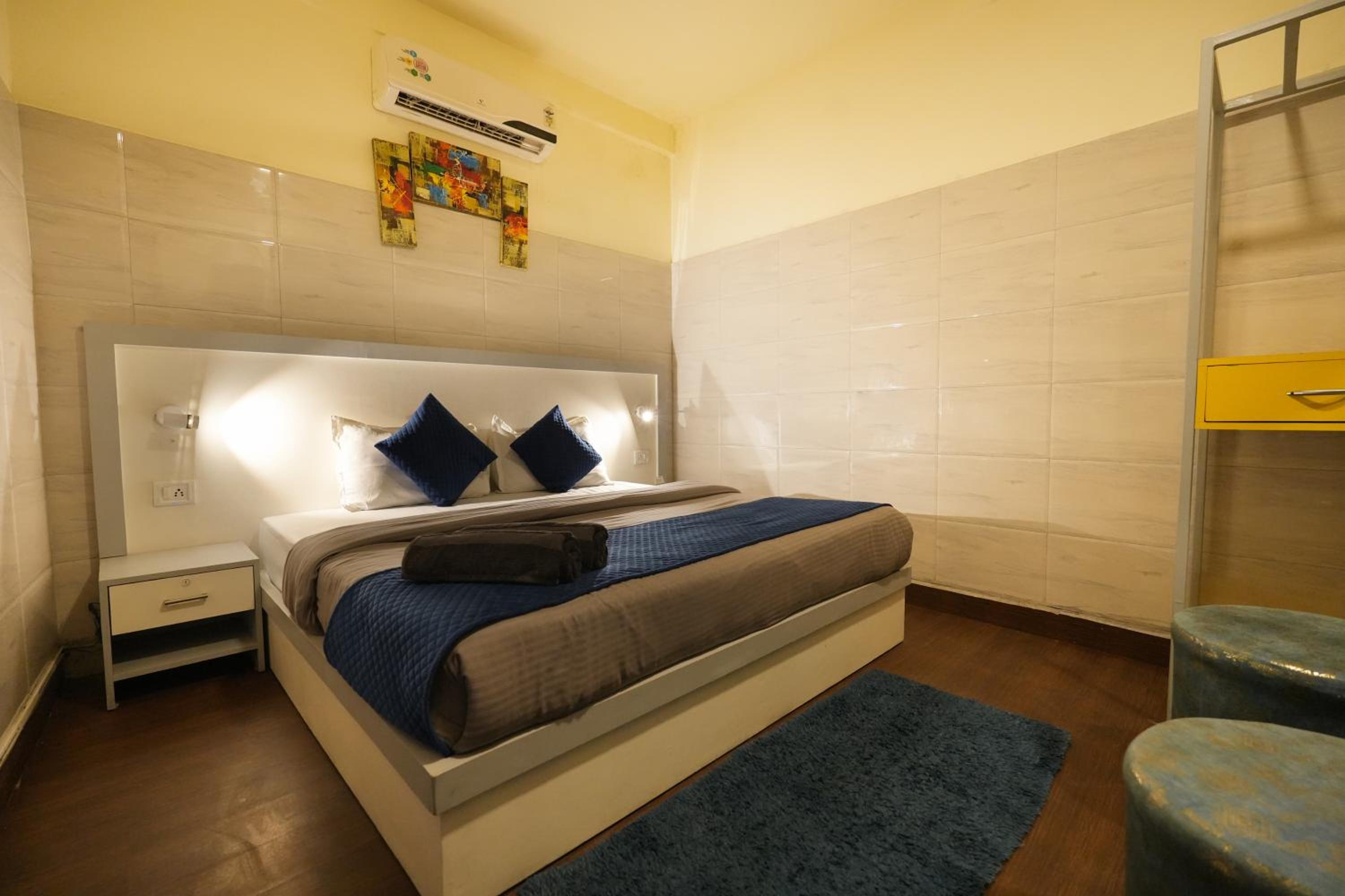 Shalom Backpackers Rishikesh
