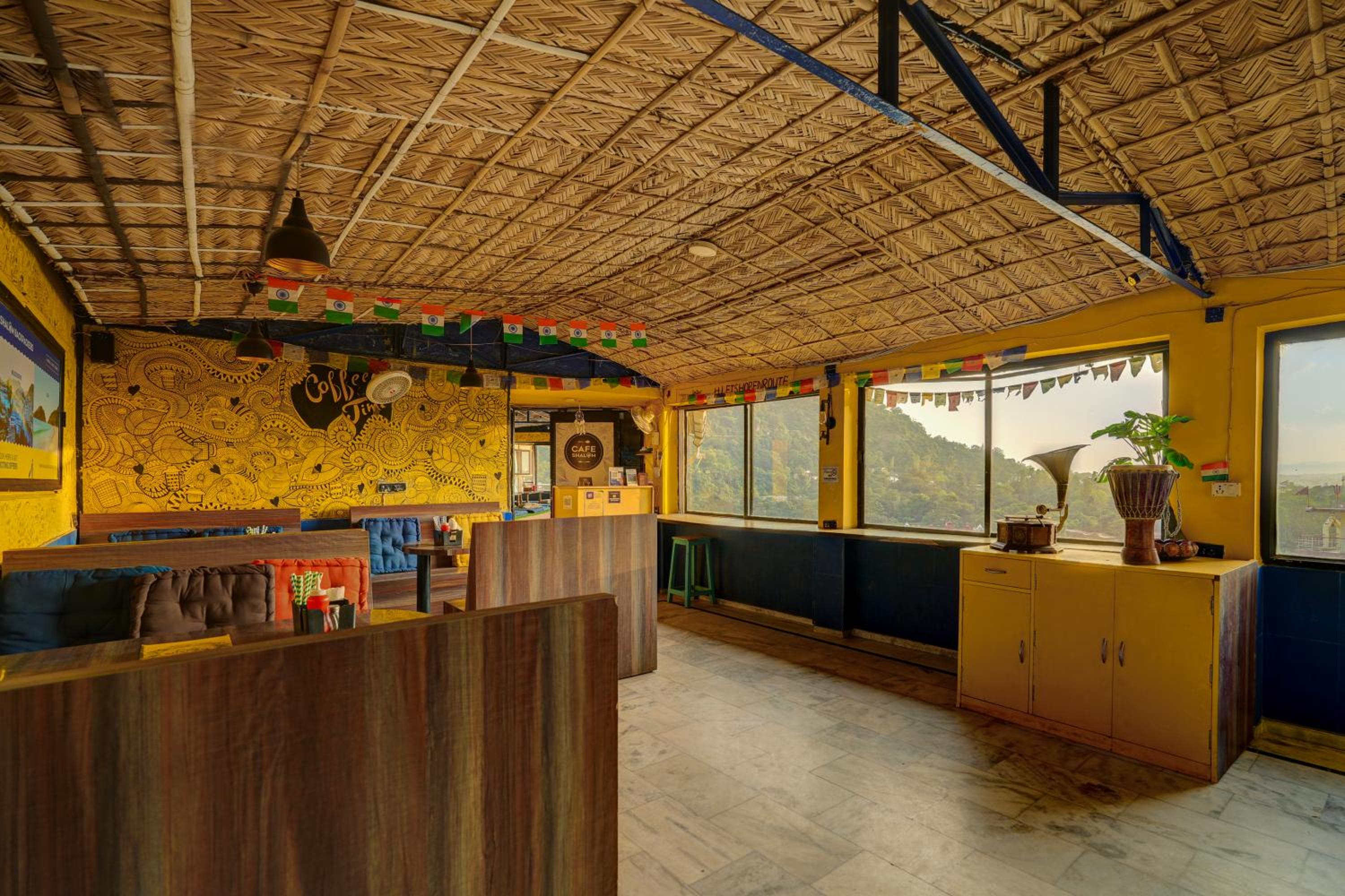 Shalom Backpackers Rishikesh
