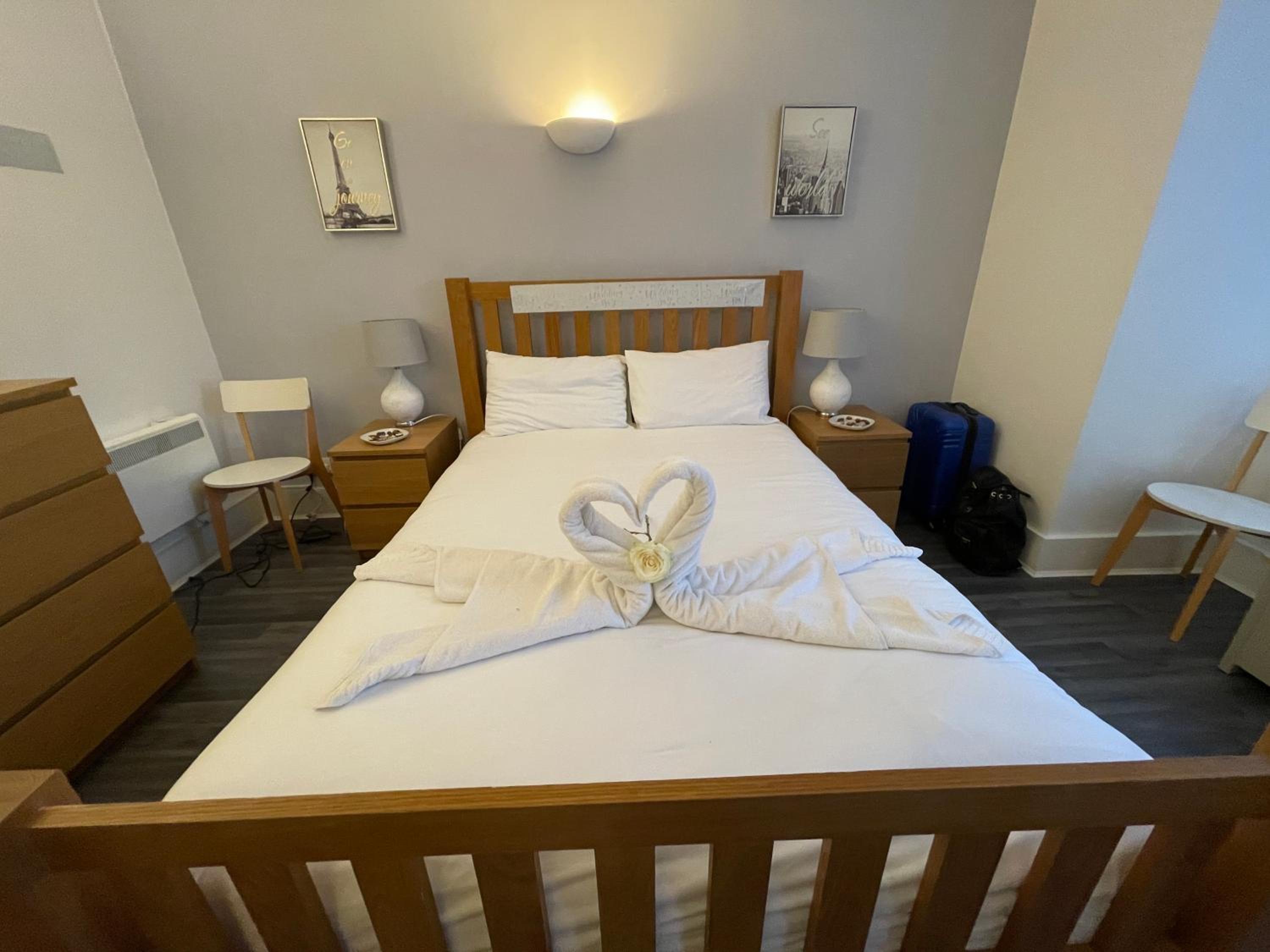 Bournemouth Hot Tub & Sauna Holiday Let