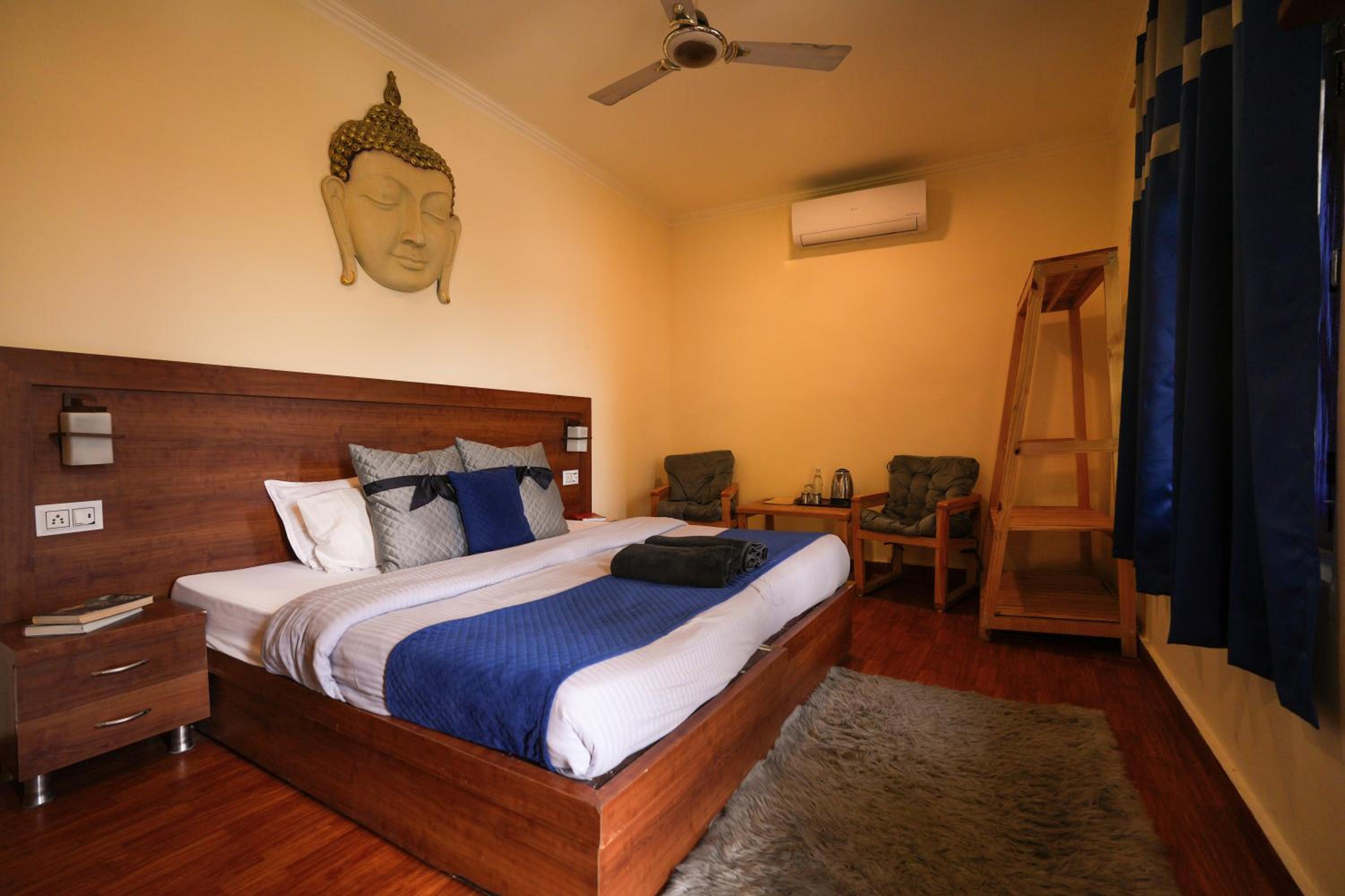 Shalom Backpackers Rishikesh