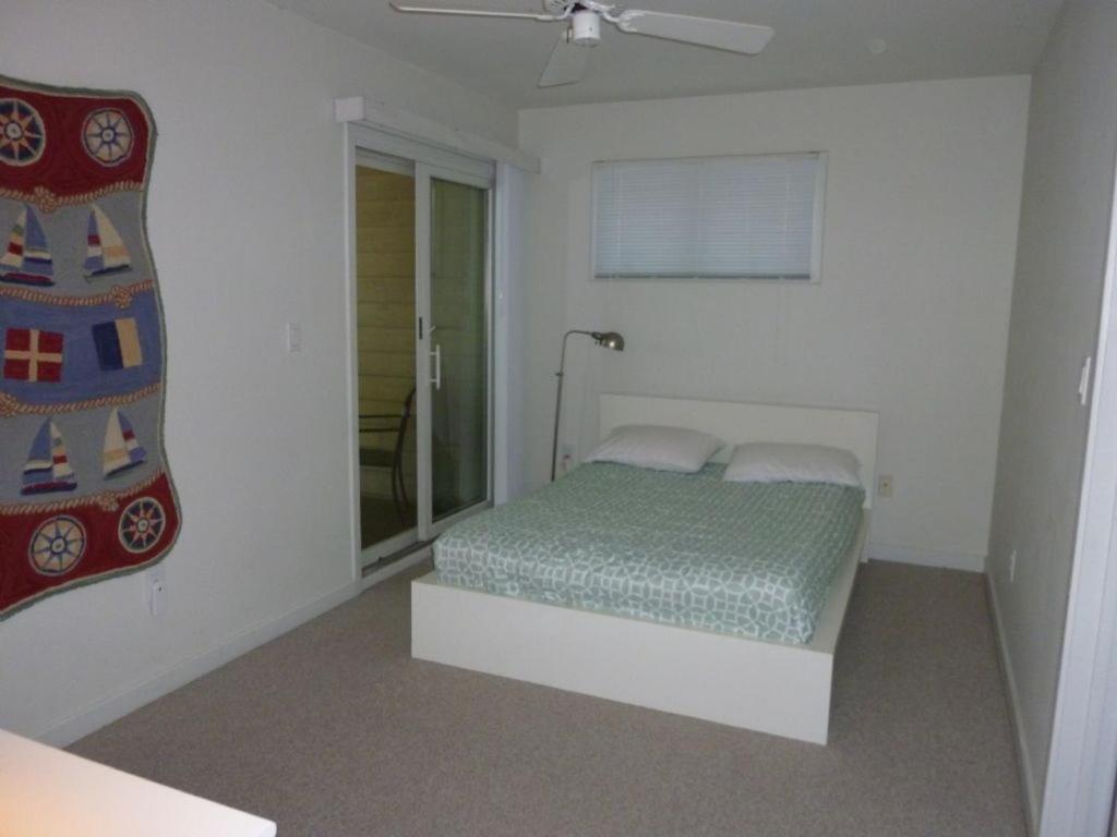 Sail Away - Croatan VB home with billiards table