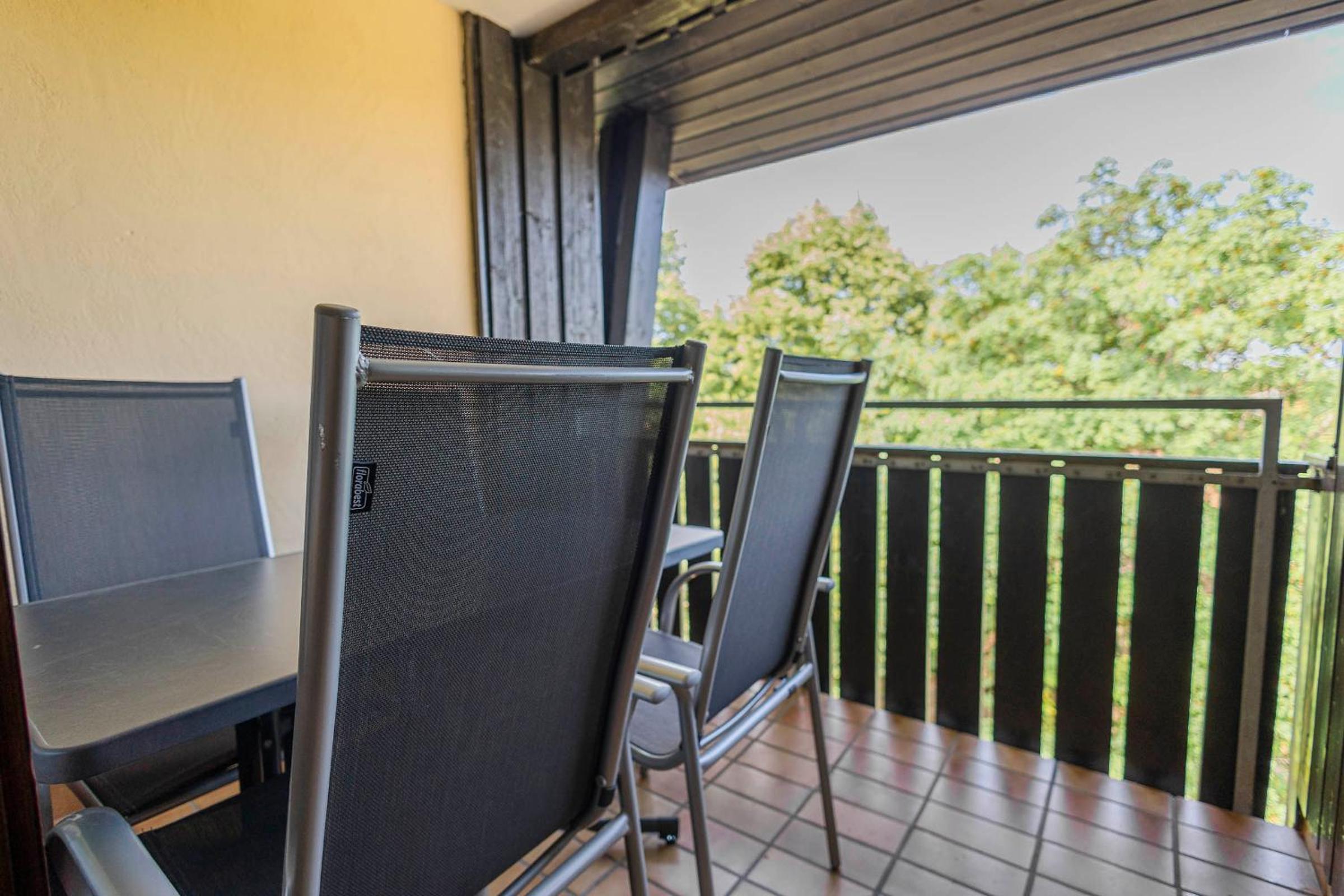 Ferienwohnpark Immenstaad am Bodensee Zwei-Zimmer-Apartment 55 30