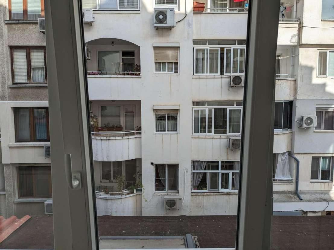 Lazur Apartment