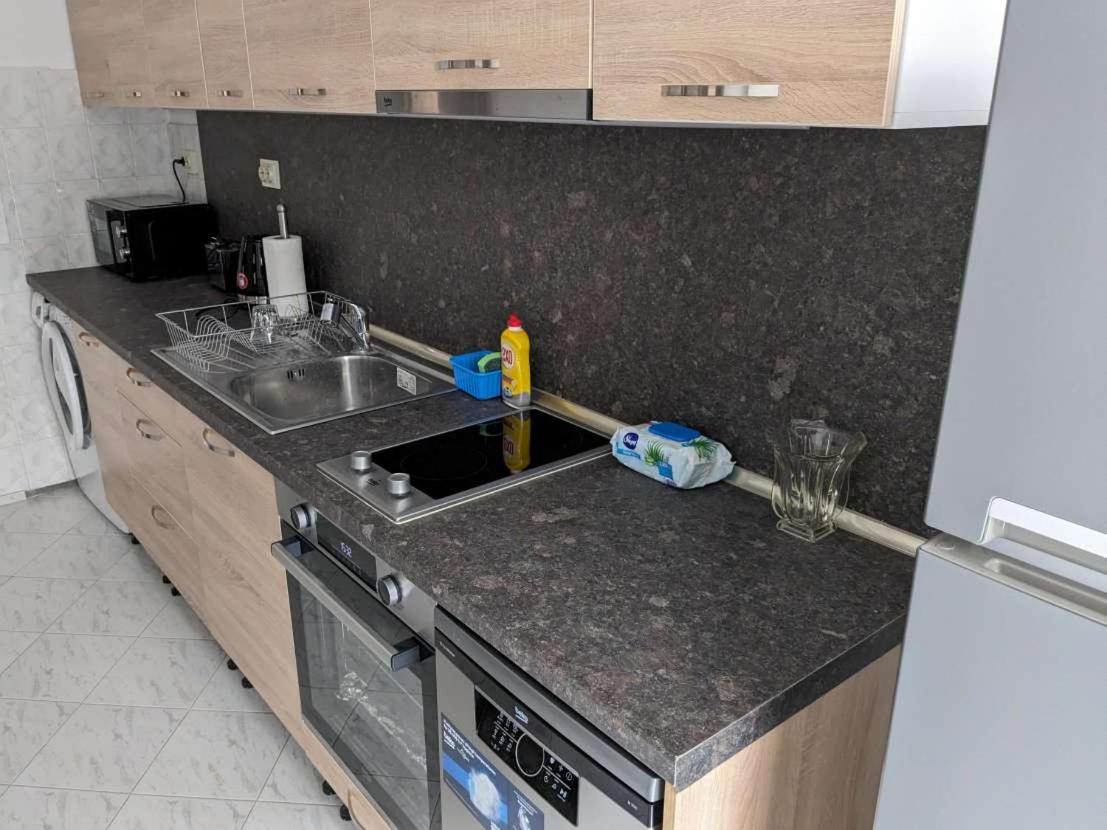 Lazur Apartment