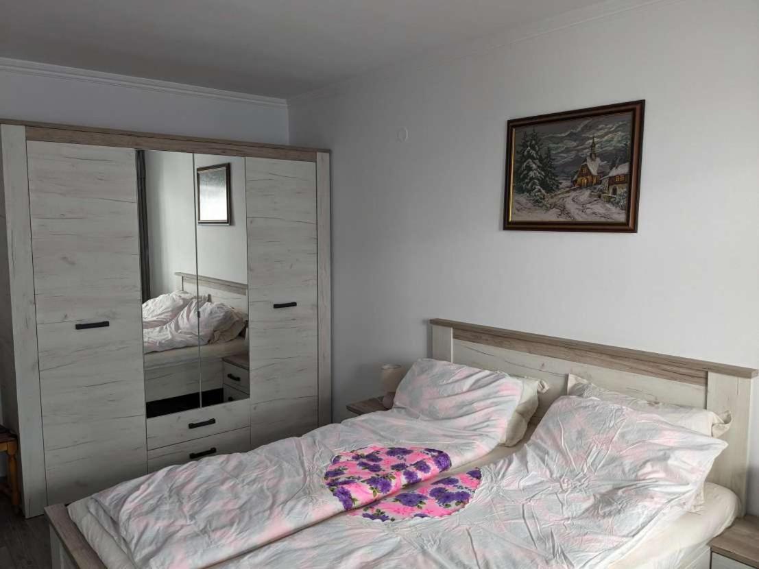 Lazur Apartment