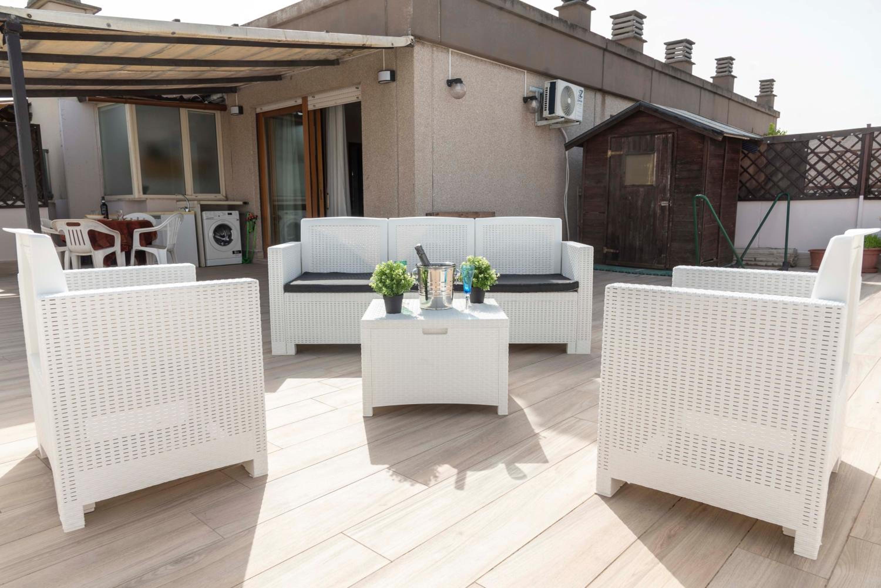 amazing penthouse roma eur