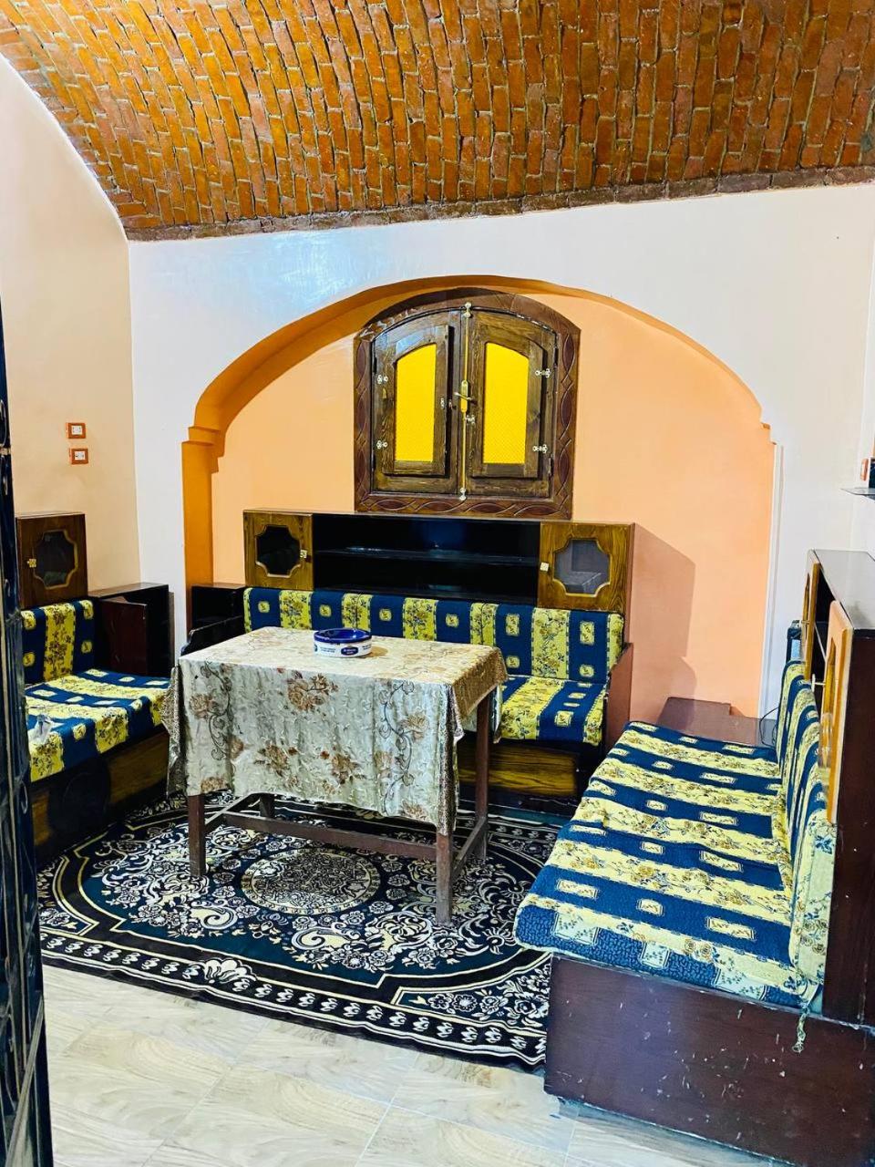 Malika nubian house