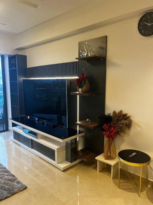 Oceanview Apartment Getaway