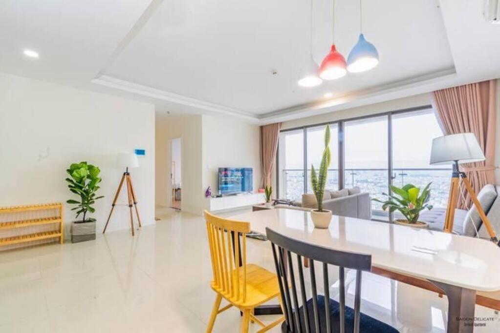 3 Bed-Millennium Apartment (Pool+Netflix)-Ivyhouse