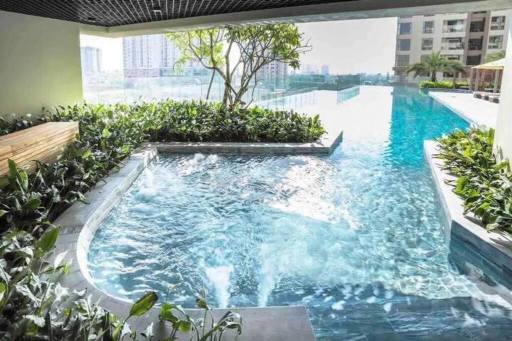 3 Bed-Millennium Apartment (Pool+Netflix)-Ivyhouse
