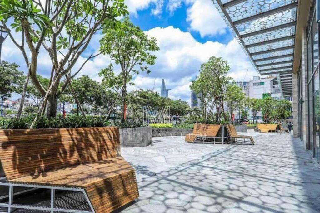 3 Bed-Millennium Apartment (Pool+Netflix)-Ivyhouse