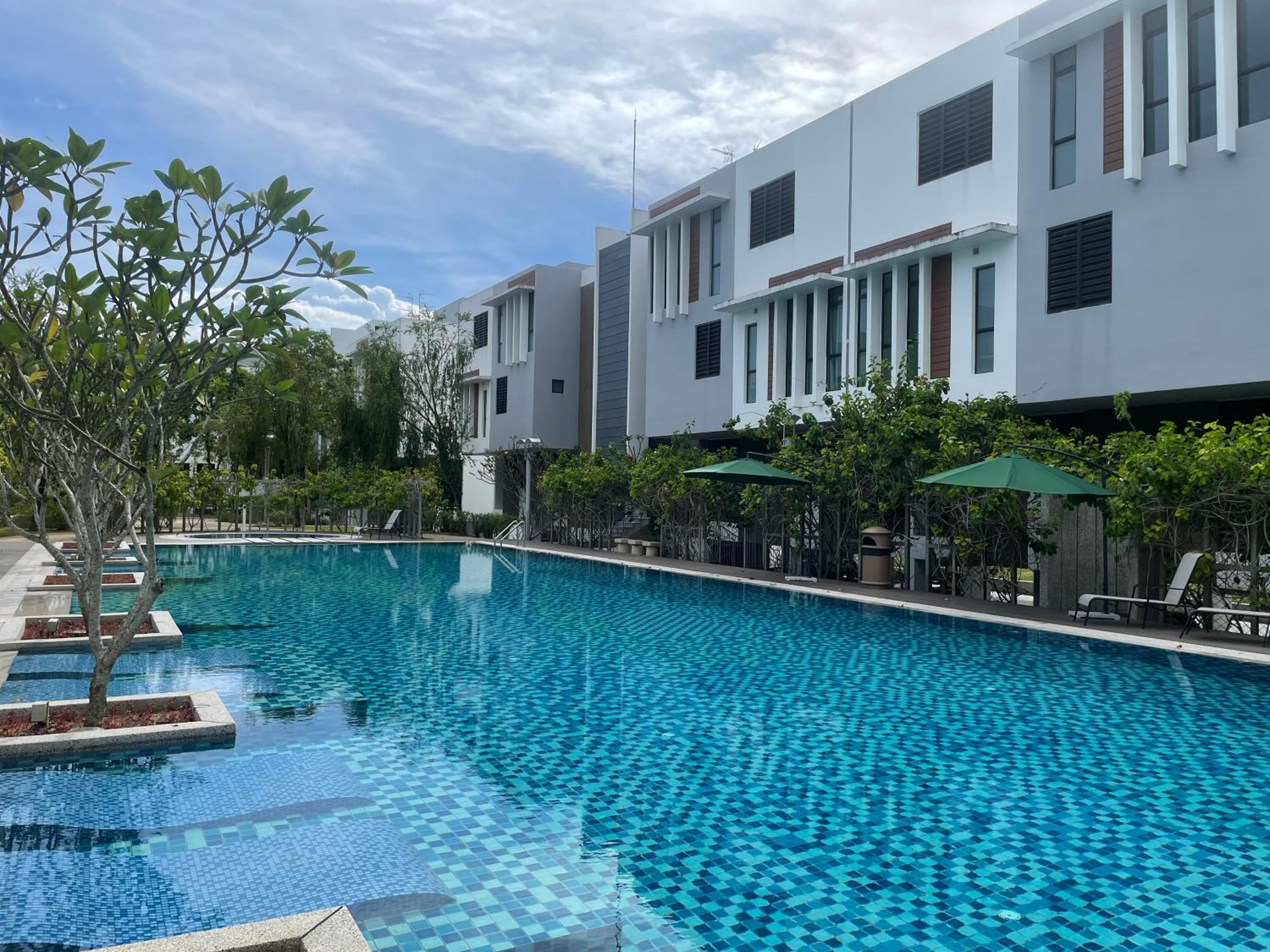 Lux 5BR max 30pax near legoland,Eco botani,Sunway Big Box photo 8