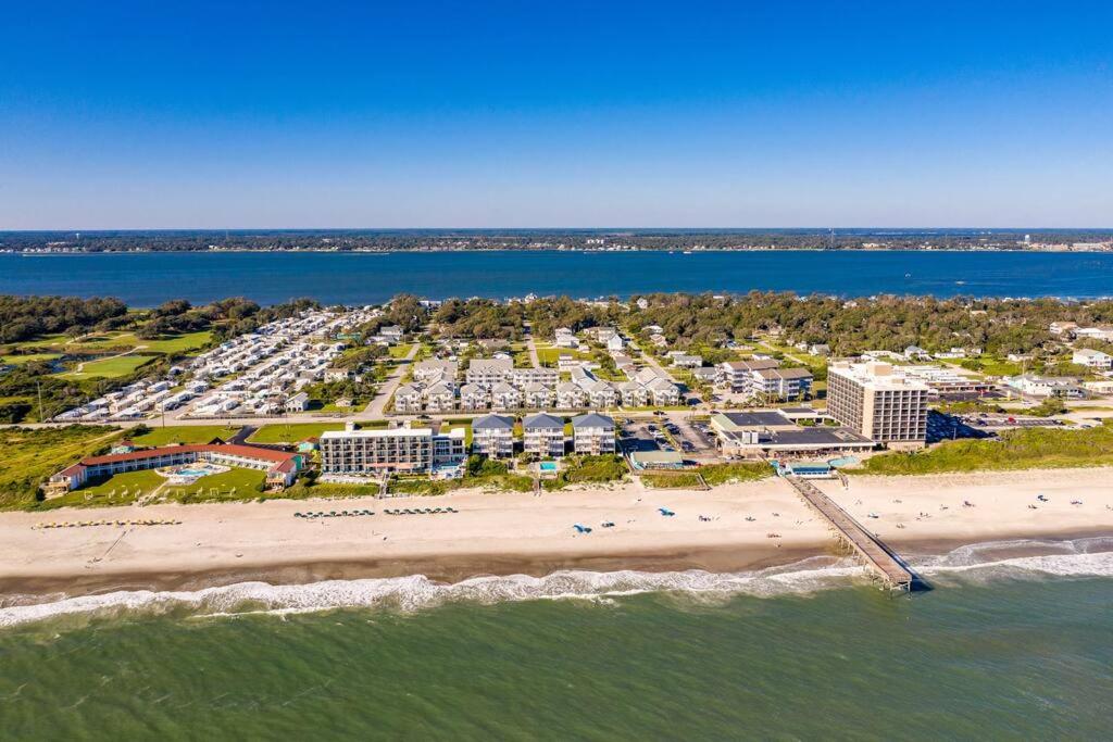 Relaxing Getaway at Atlantic Beach view 4
