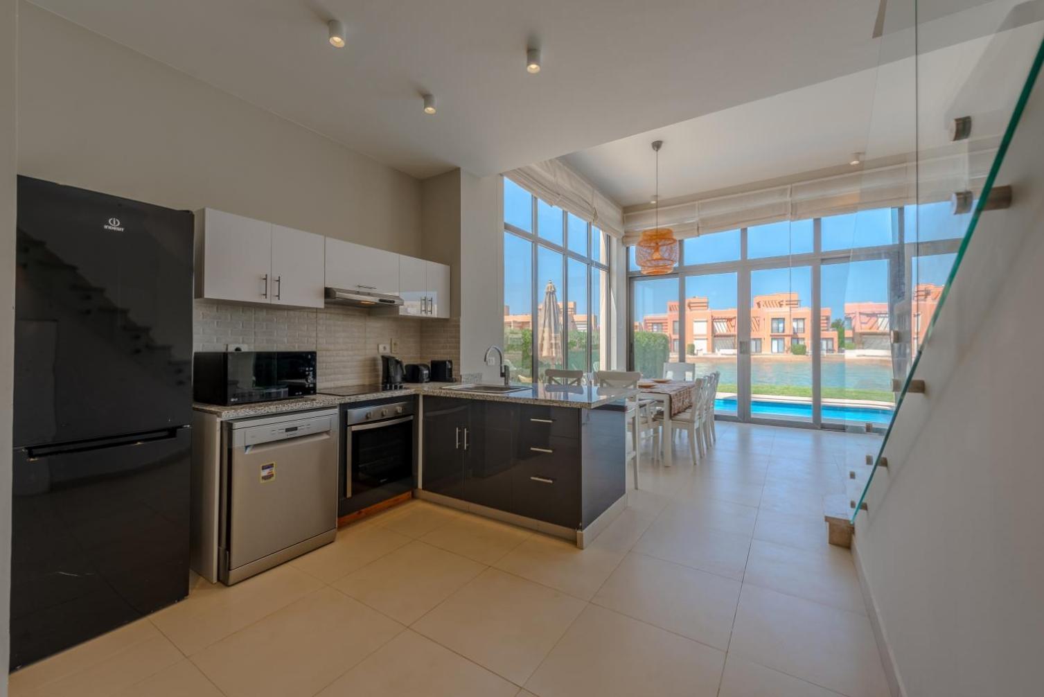 Elegant 4BR in Tawila, Gouna. Private Pool, Lagoon view 2