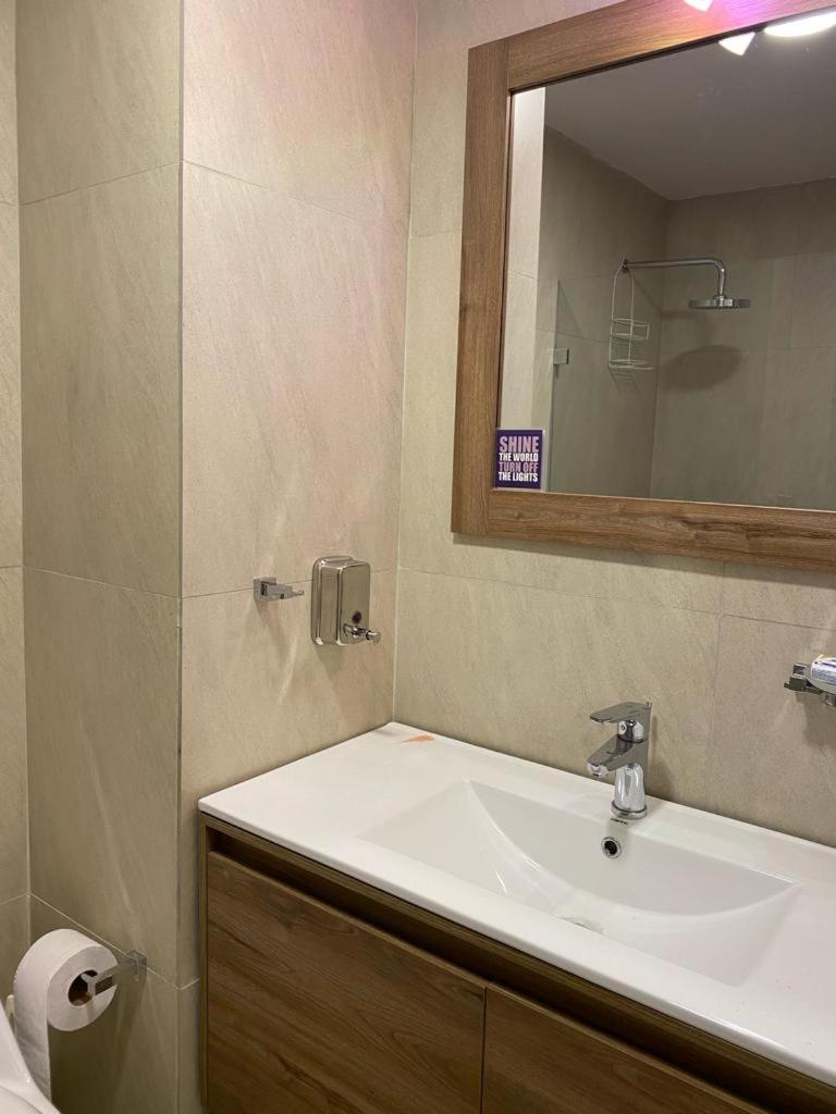 Fontana: Location + Pool view 4